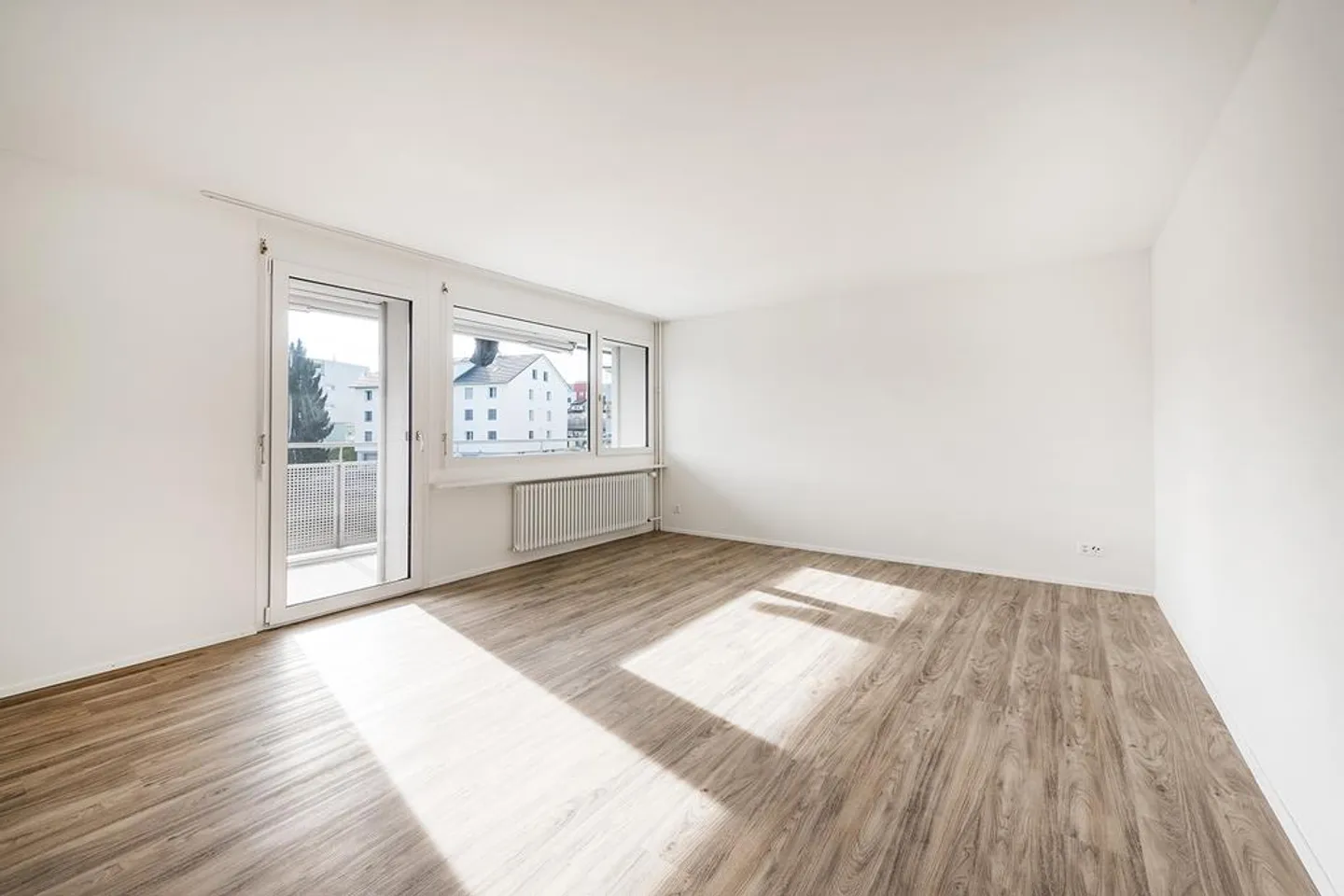 La tua nuova casa in una posizione centrale! - Foto 3 di 8