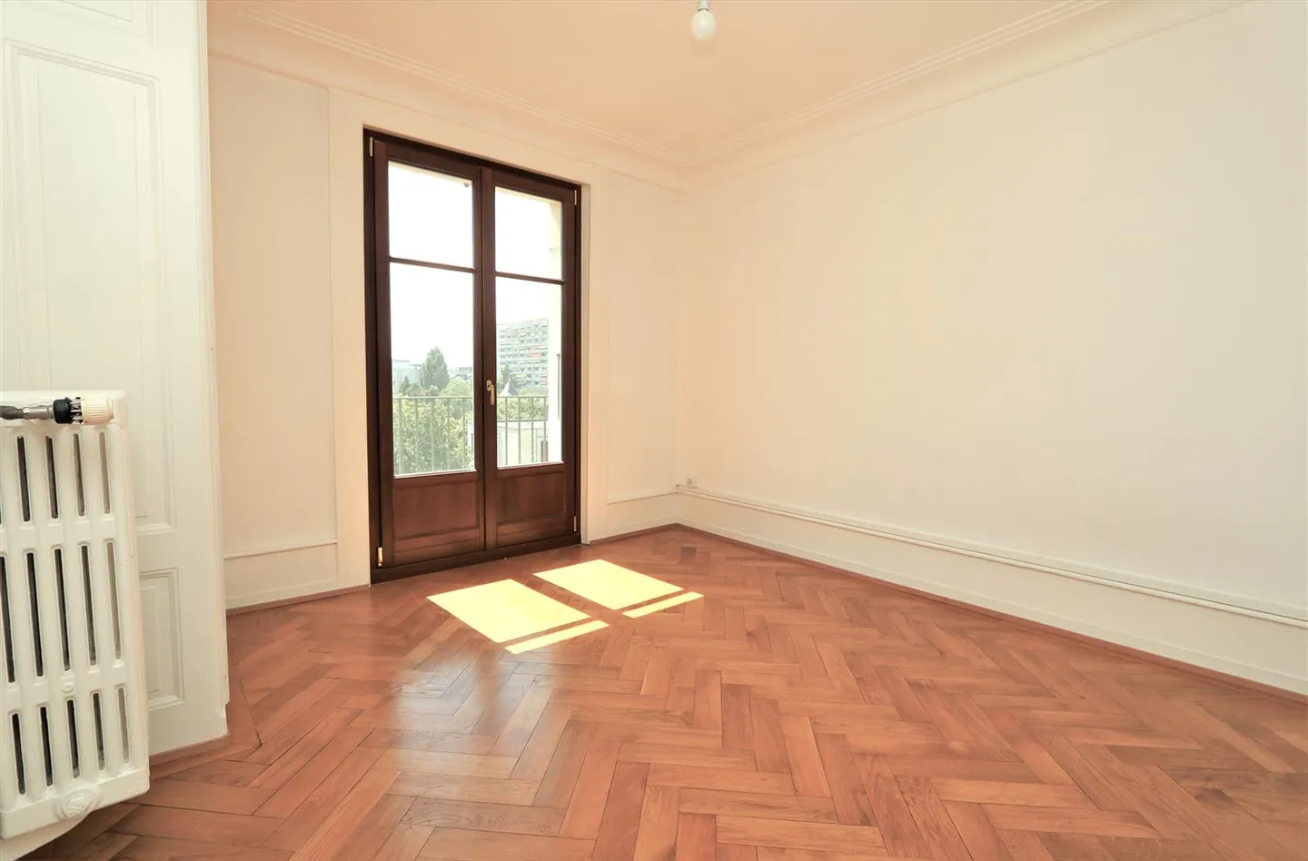 Appartement avec 3 chambres et balcons à Servette - Photo 1 sur 6