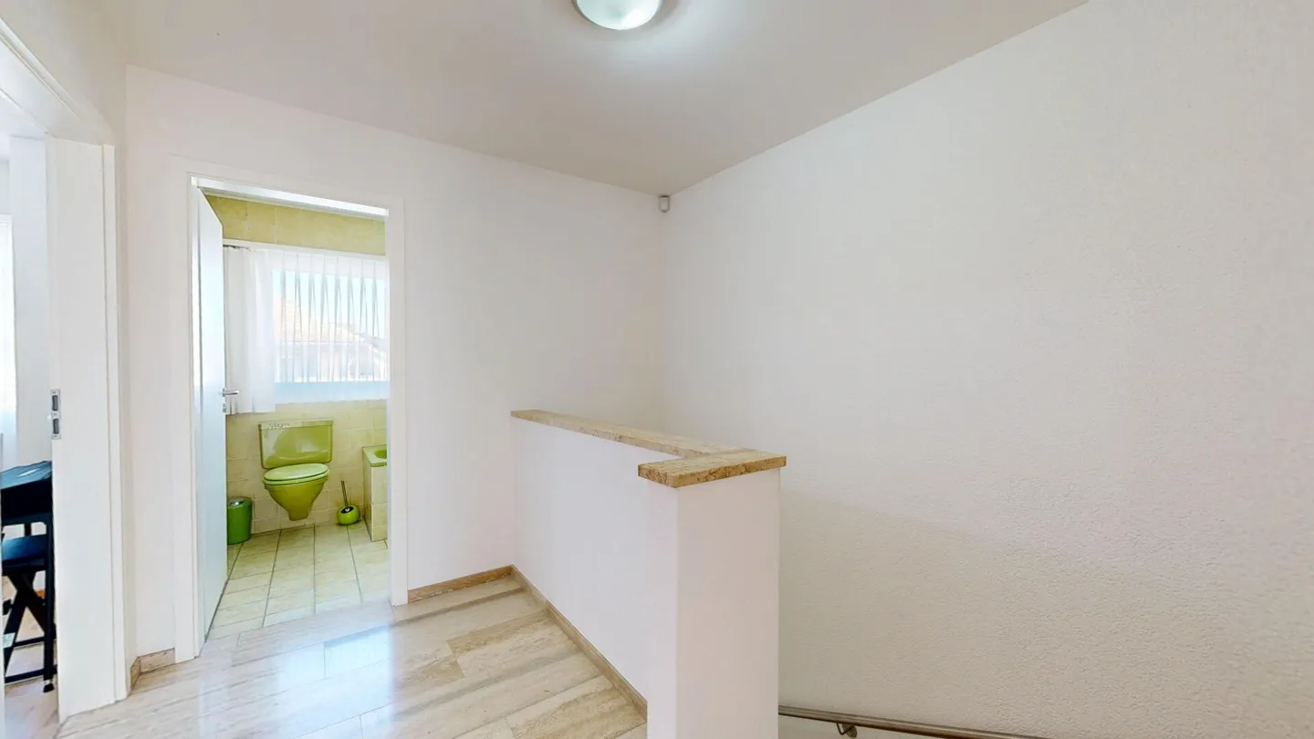 Charming Family Home with Garden - Photo 11 of 20