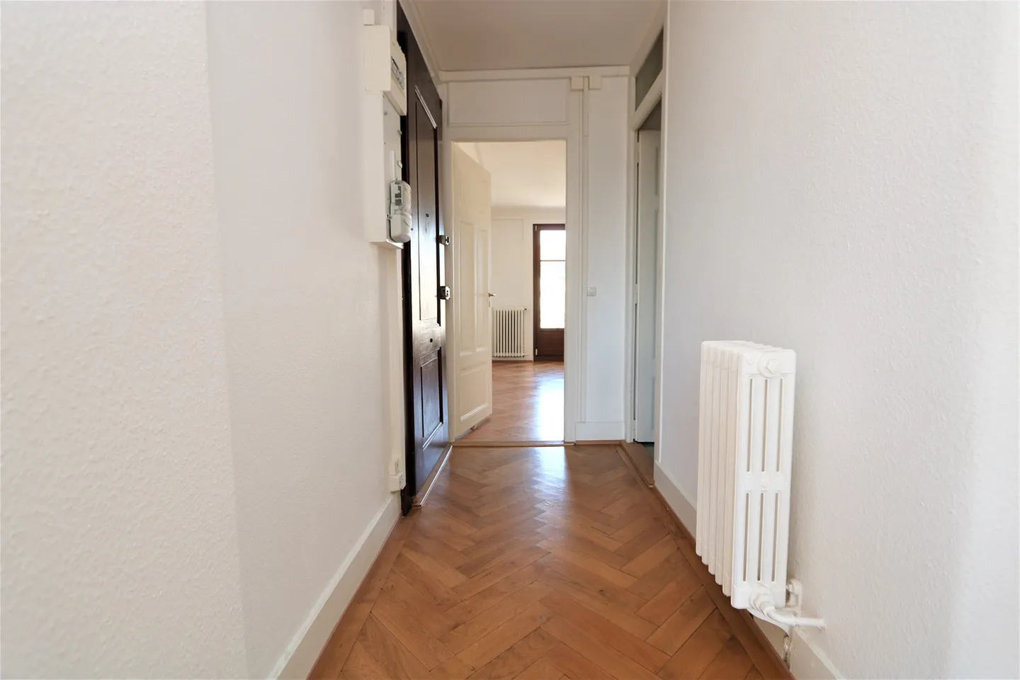 Appartement avec 3 chambres et balcons à Servette - Photo 4 sur 6
