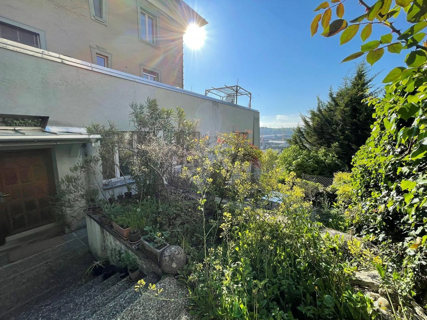 Profitez de la vue sur la ville - Photo 3 sur 12