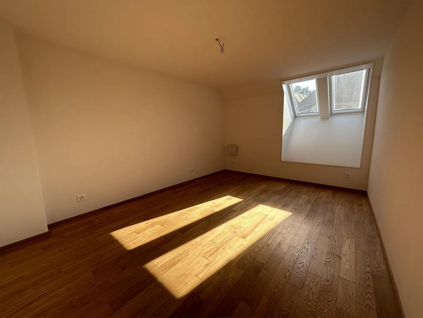Bella appartamento di 3½ stanze con terrazza a Grossöchstetten - Foto 7 di 9