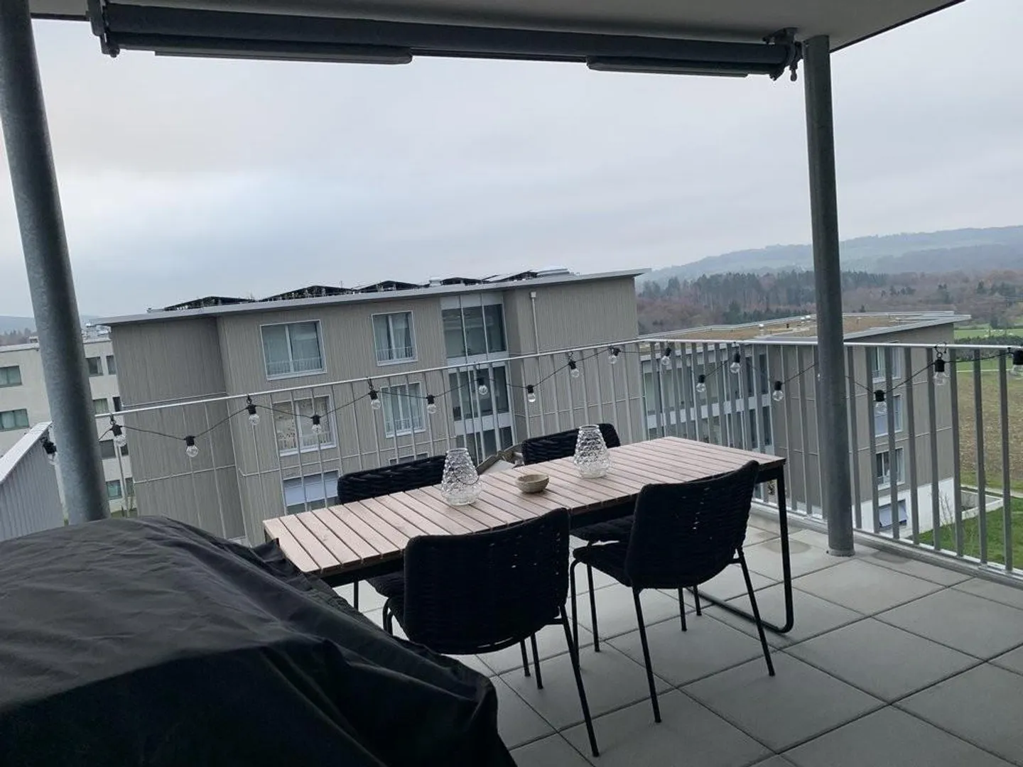 Appartement 4.5 pièces à Uitikon - conçu pour les individualistes - Photo 1 sur 12