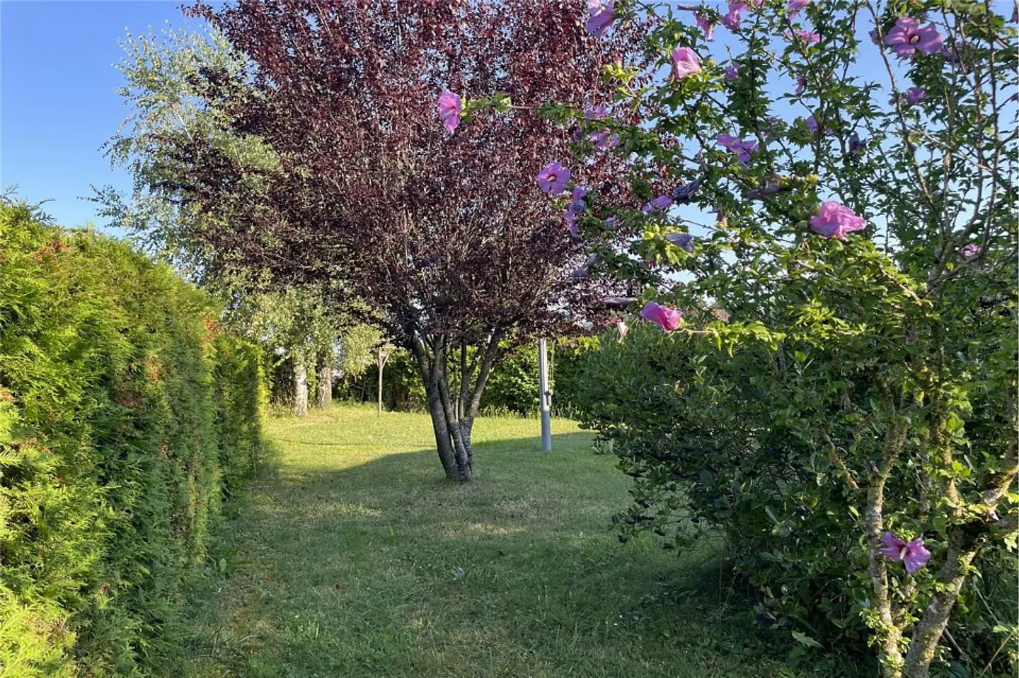 Leisure plot in caravaning area Ideal location south of Lake Neuchâtel - Photo 3 of 8