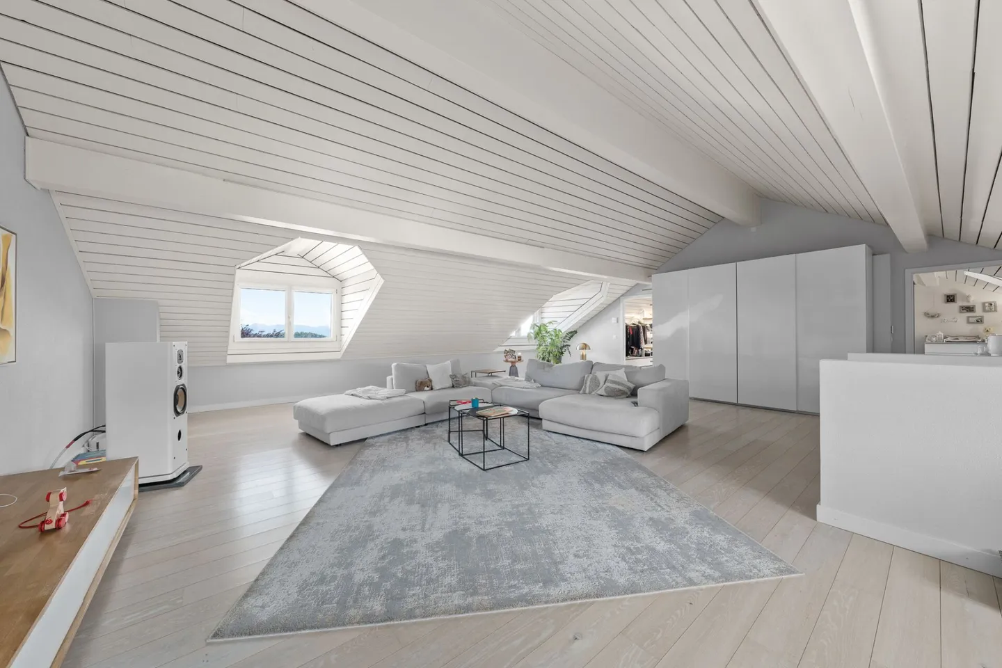 Herzoglicher Tipp: Raffiniertes Duplex mit Aussicht und hochwertigen Ausstattungen - Photo 13 sur 25