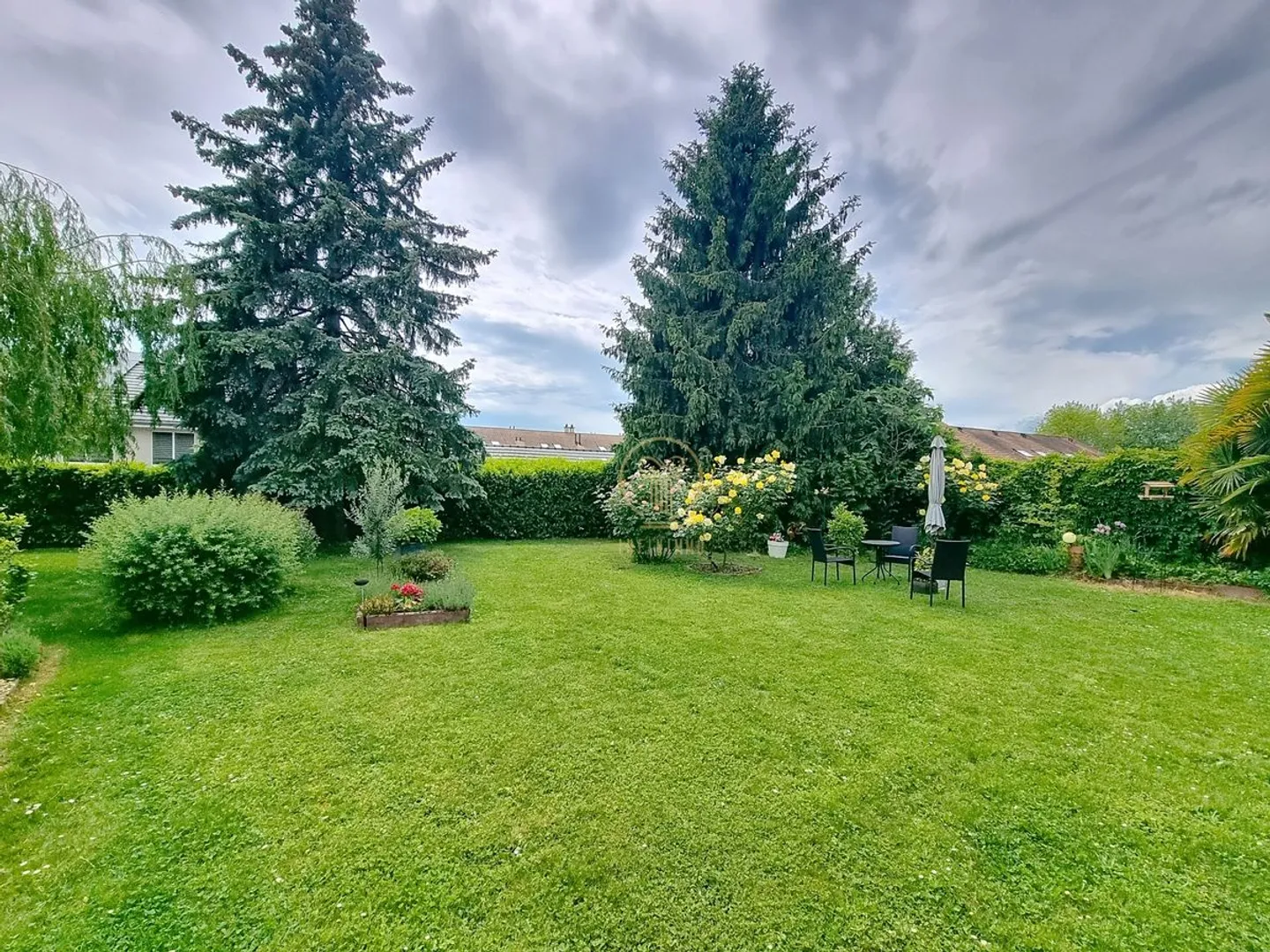 Exclusivity - RENENS, RARE OBJECT! Semi-detached villa not subject to a condominium of 5.5 rooms - Photo 3 of 13