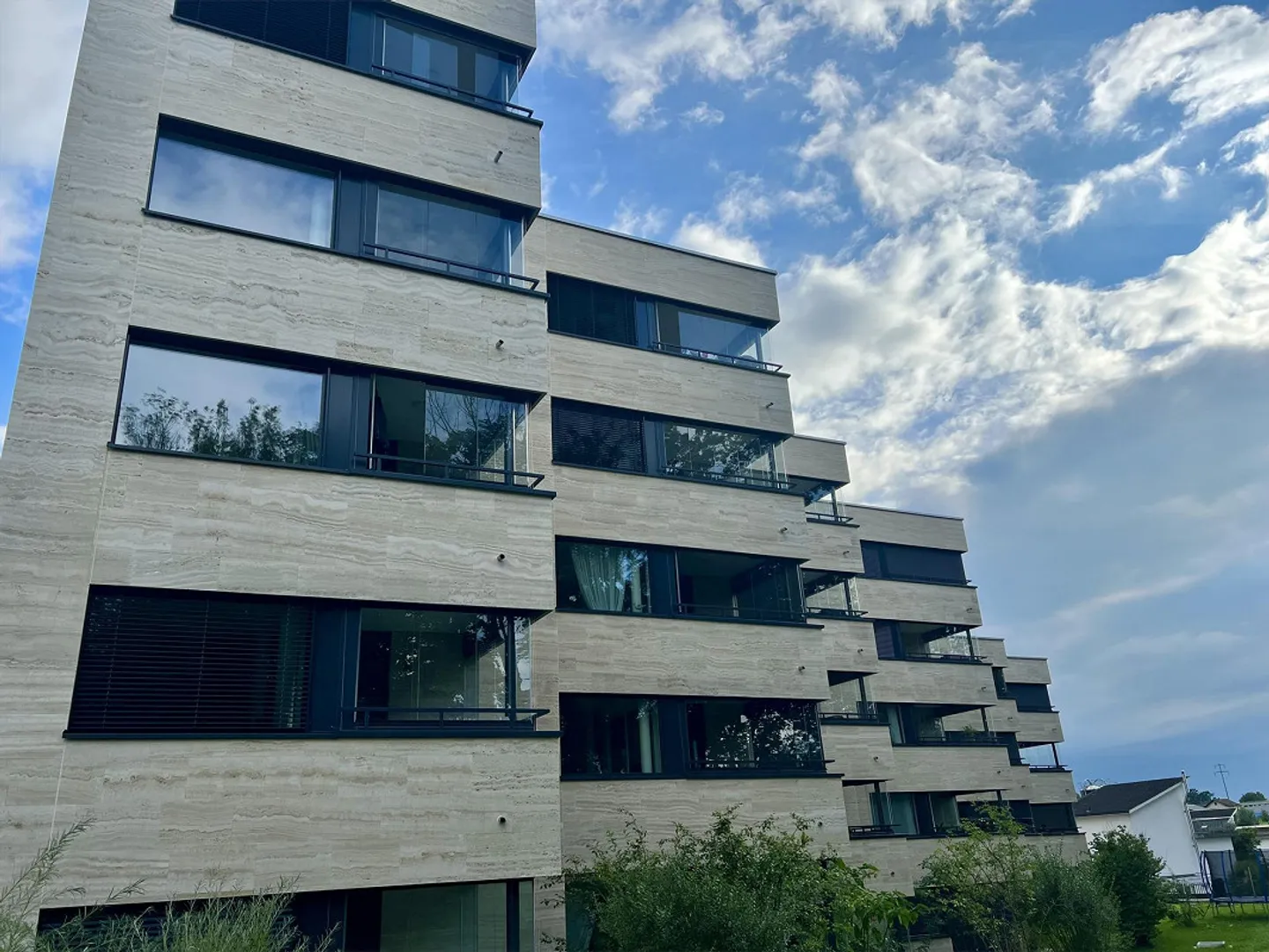 Appartamento nuovo moderno e centrale - Foto 2 di 10