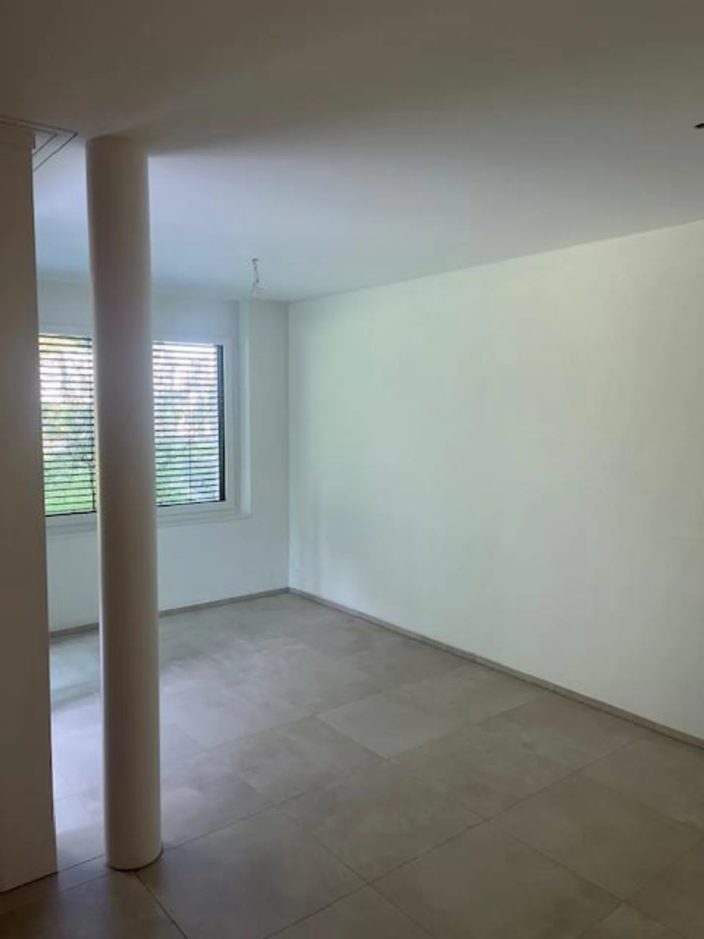 Appartamento nuovo moderno e centrale - Foto 9 di 10