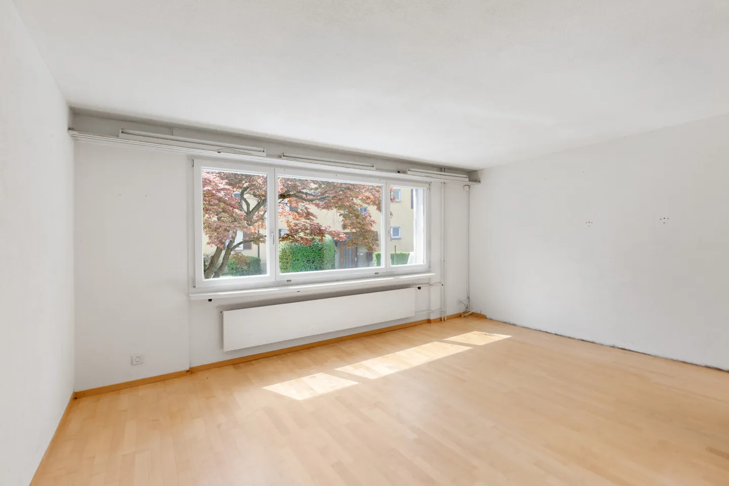 Charmantes Einfamilienhaus mit Garten - Foto 3 von 7