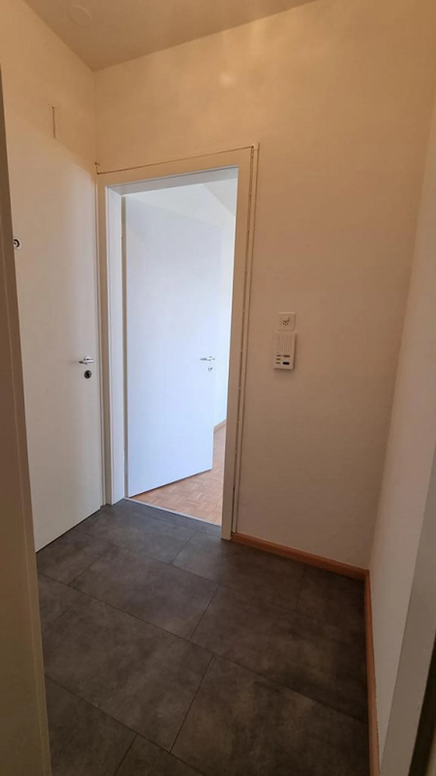 Single Bijou in the Heart of Gundeli, 30 m2 Pure Tranquility - Photo 6 of 6