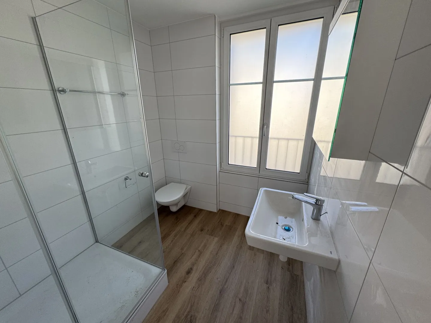 Stylische 2.5-Zimmerwohnung mit viel Licht - Foto 1 von 5