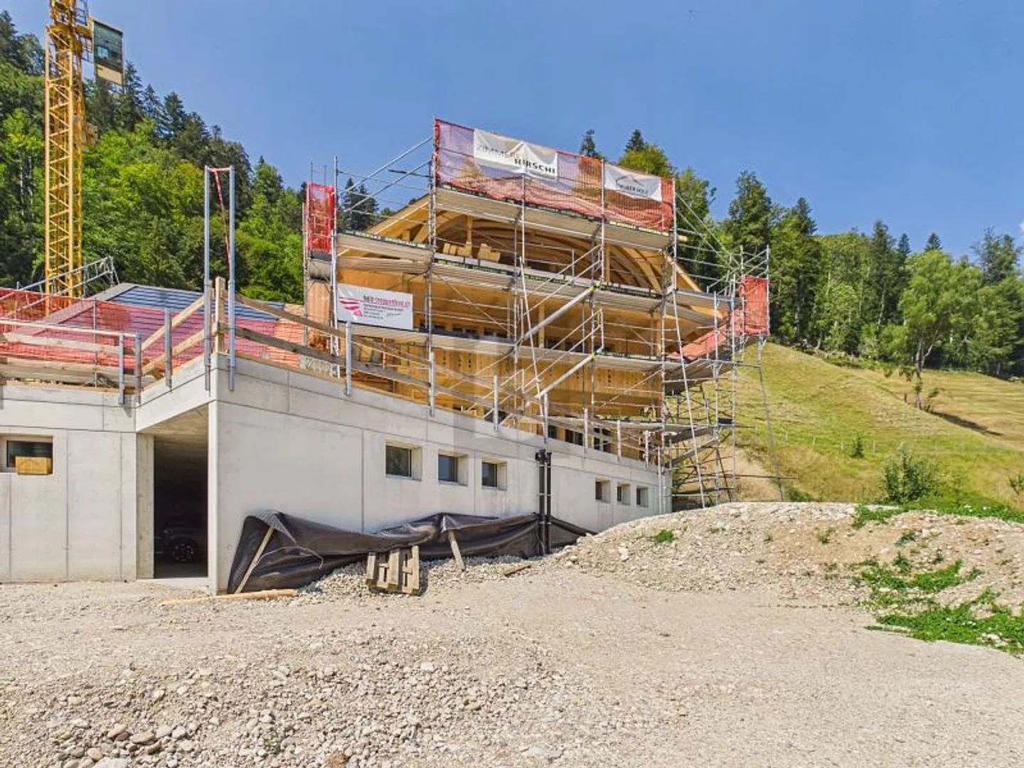 Moderne Maisonette mit Terrasse - Foto 1 von 6