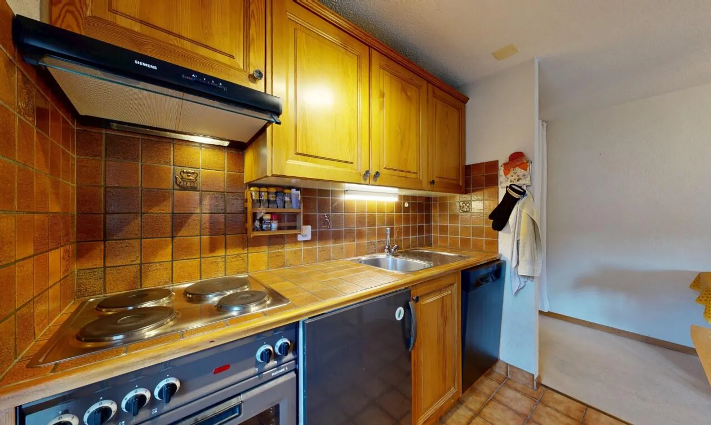 3.5-room apartment with mountain view and close to cable car - Photo 4 of 13