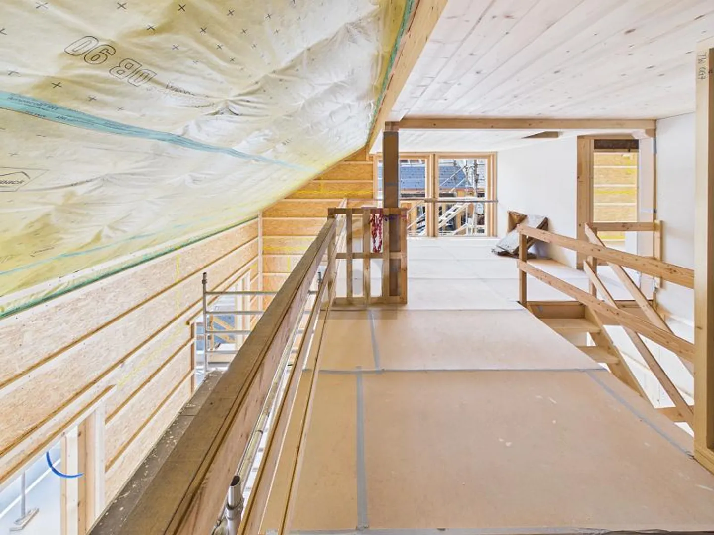 Moderne Maisonette mit Terrasse - Foto 4 von 6