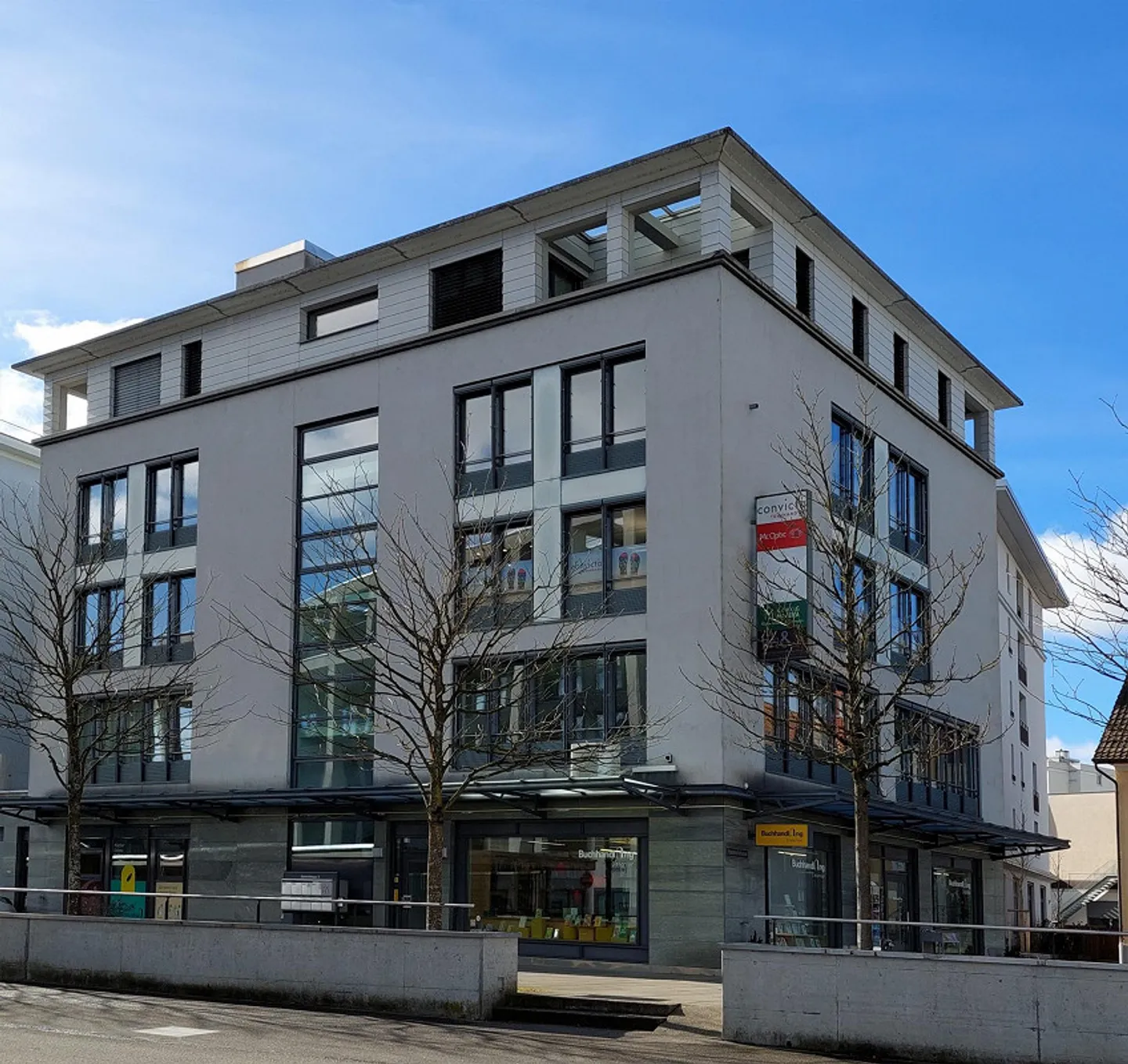 Central à Sursee - Espace Commercial Polyvalent - Photo 1 sur 13