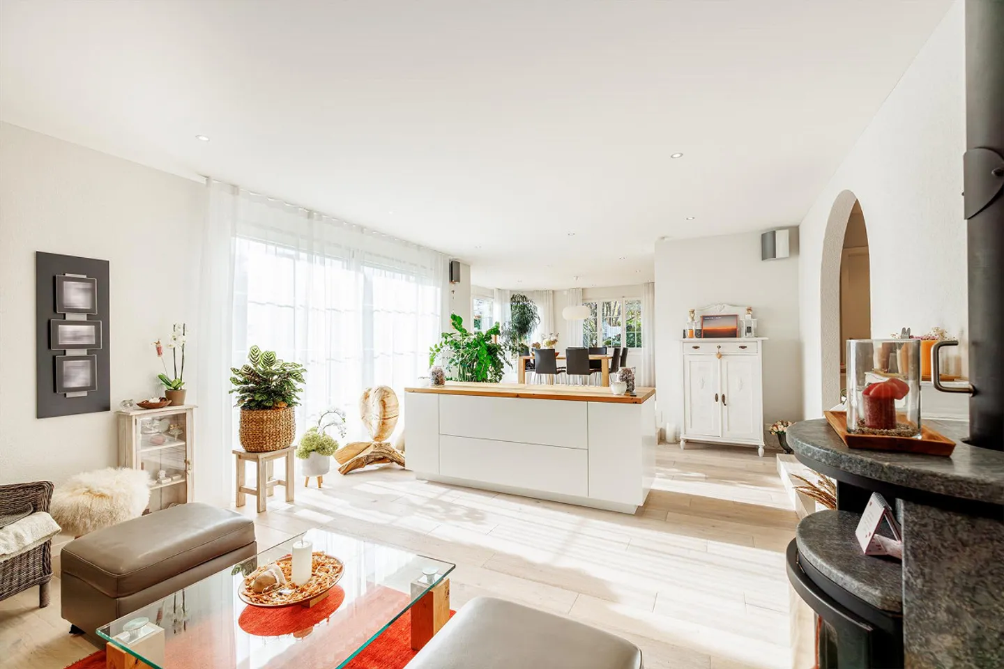 Casa spaziosa in una posizione adatta alle famiglie - Foto 5 di 11