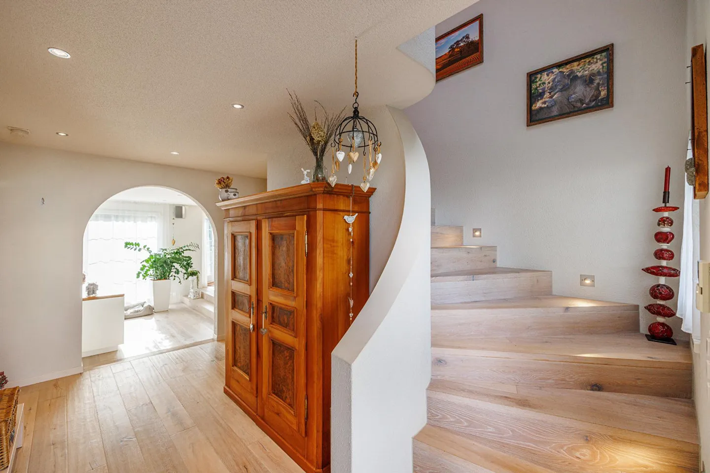 Casa spaziosa in una posizione adatta alle famiglie - Foto 6 di 11