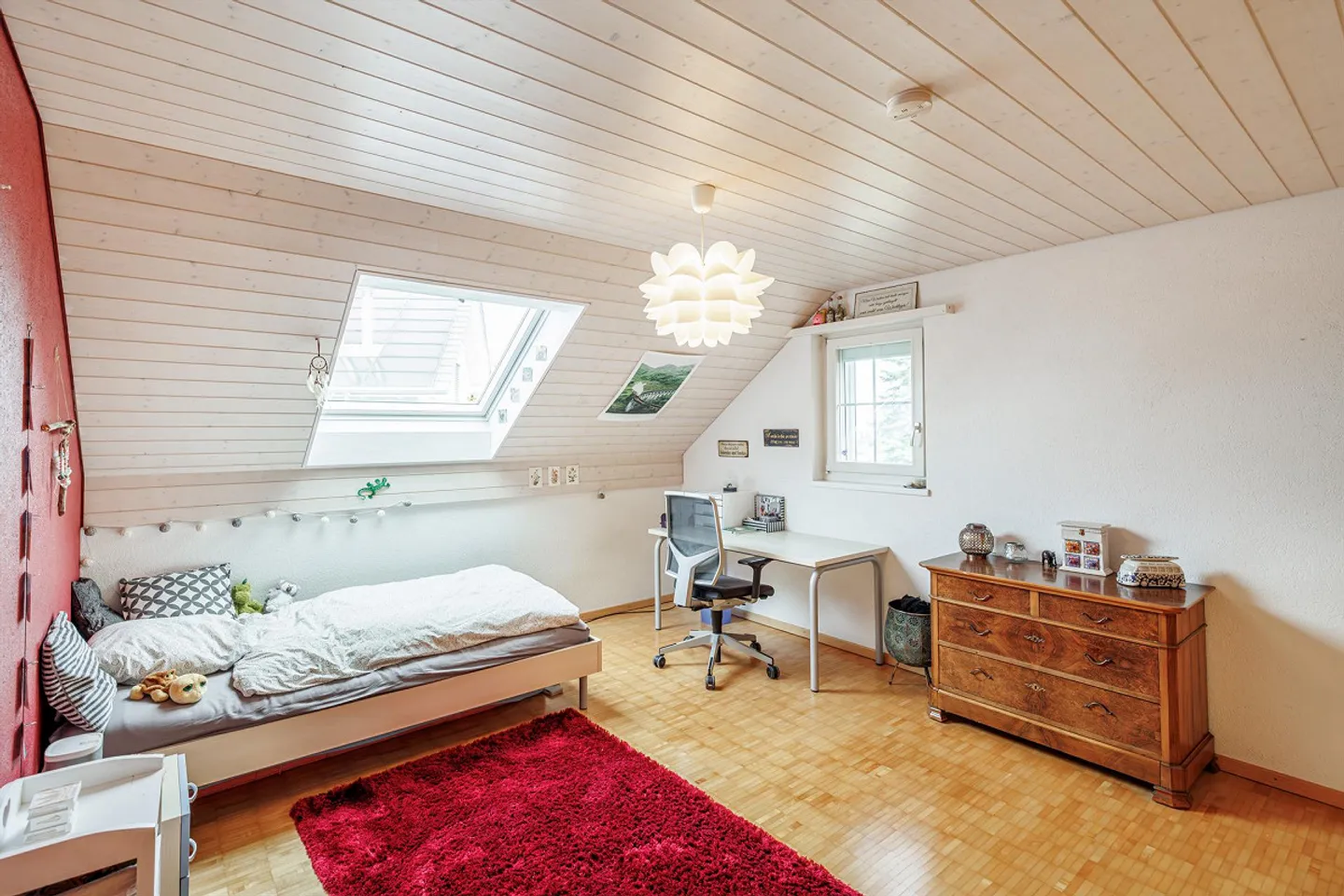 Casa spaziosa in una posizione adatta alle famiglie - Foto 7 di 11