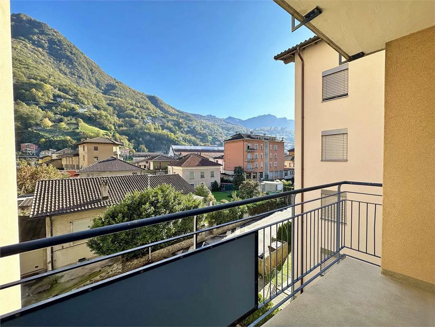 Bellinzona Santo 3.5 Stanze - Foto 1 di 7