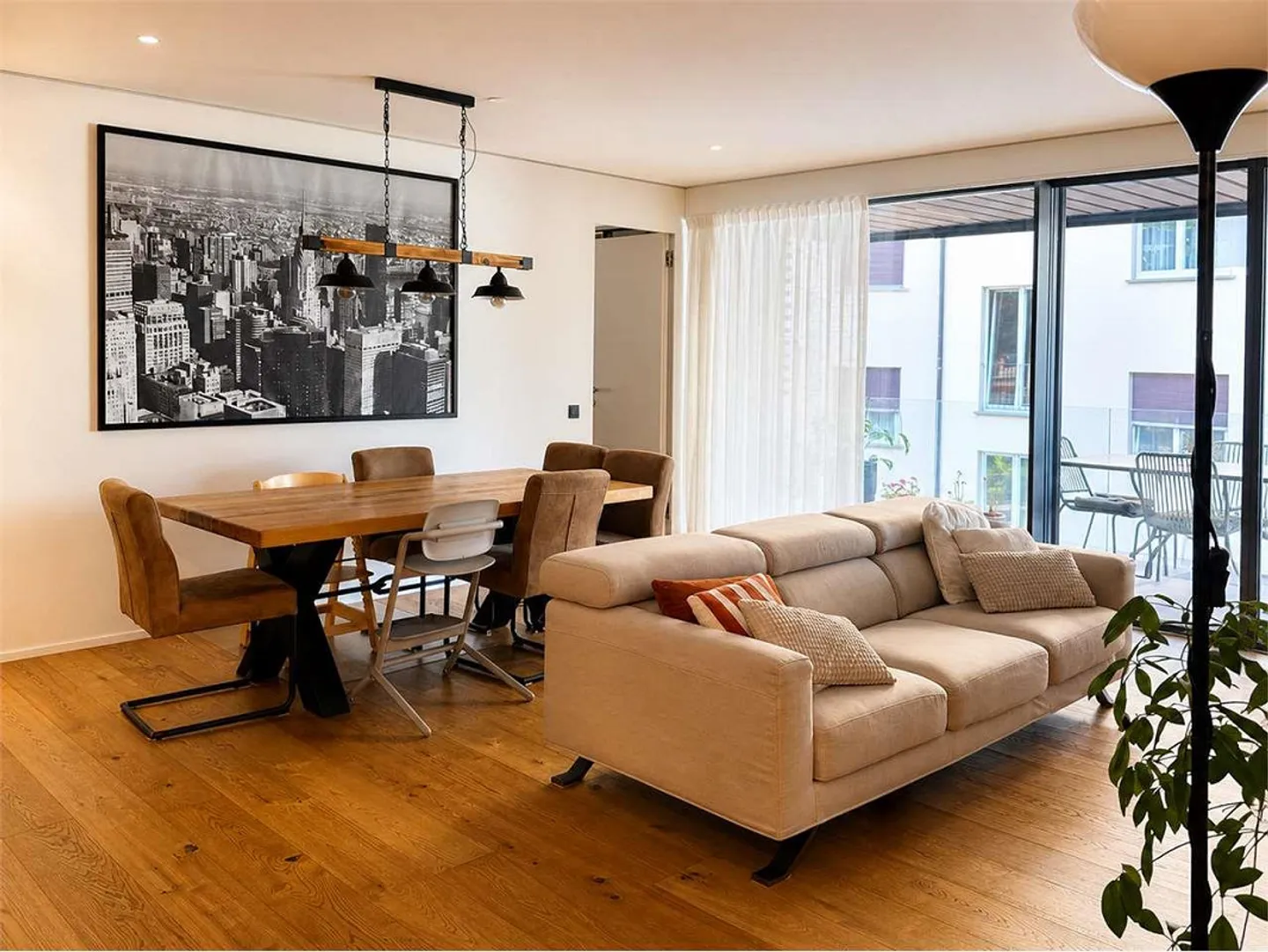 Appartamento moderno RESIDENZA PARCO LAGO con terrazza - Foto 2 di 13