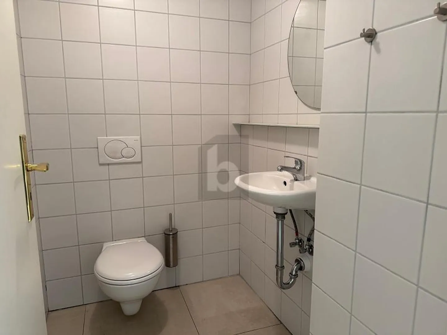 Bureau à louer - Photo 5 sur 6