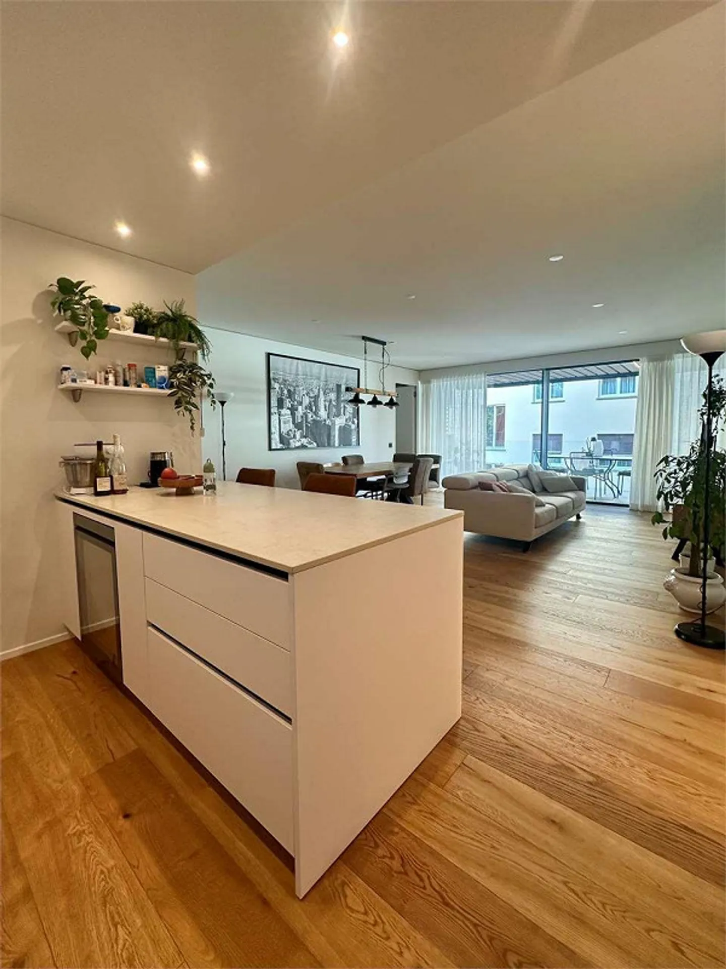 Appartamento moderno RESIDENZA PARCO LAGO con terrazza - Foto 4 di 13