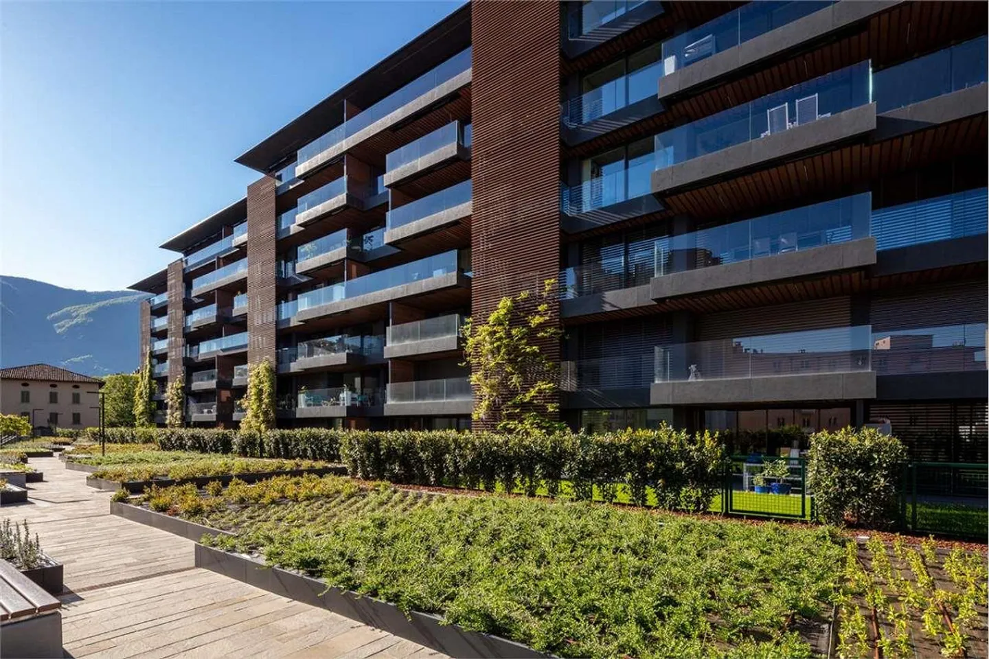 Appartamento moderno RESIDENZA PARCO LAGO con terrazza - Foto 12 di 13