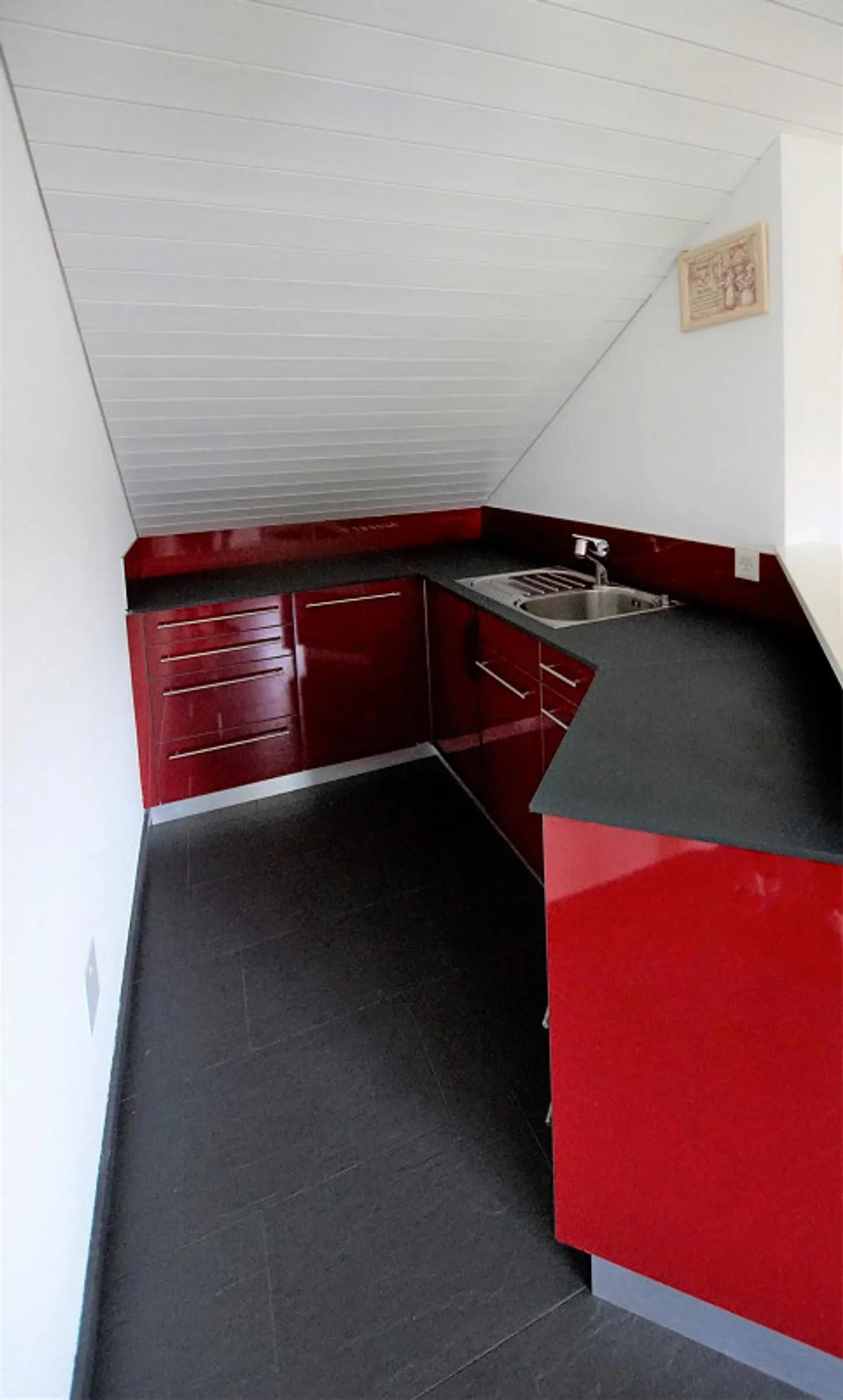 Ottimo attico di 3 stanze - Foto 5 di 8