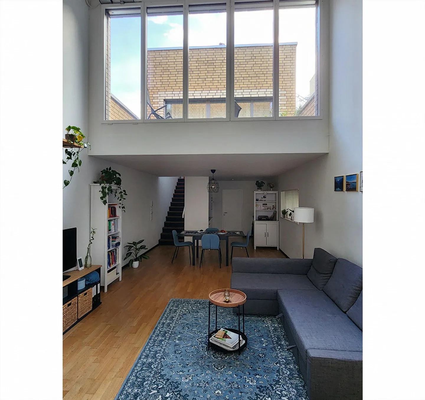 Appartement meublé, situé au centre - Photo 1 sur 8