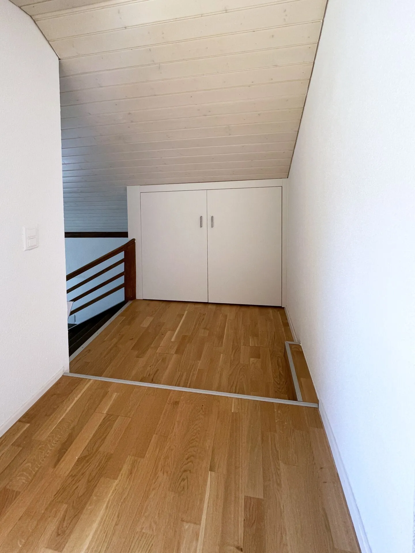 Dachwohnung in renoviertem Jugendstilhaus - Foto 6 von 24