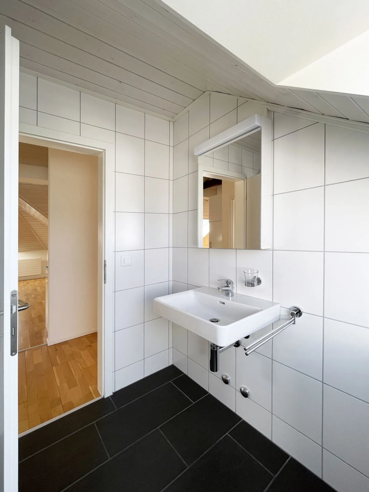 Dachwohnung in renoviertem Jugendstilhaus - Foto 14 von 24