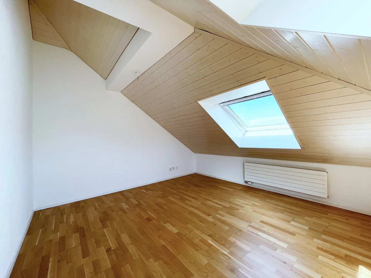 Dachwohnung in renoviertem Jugendstilhaus - Foto 20 von 24