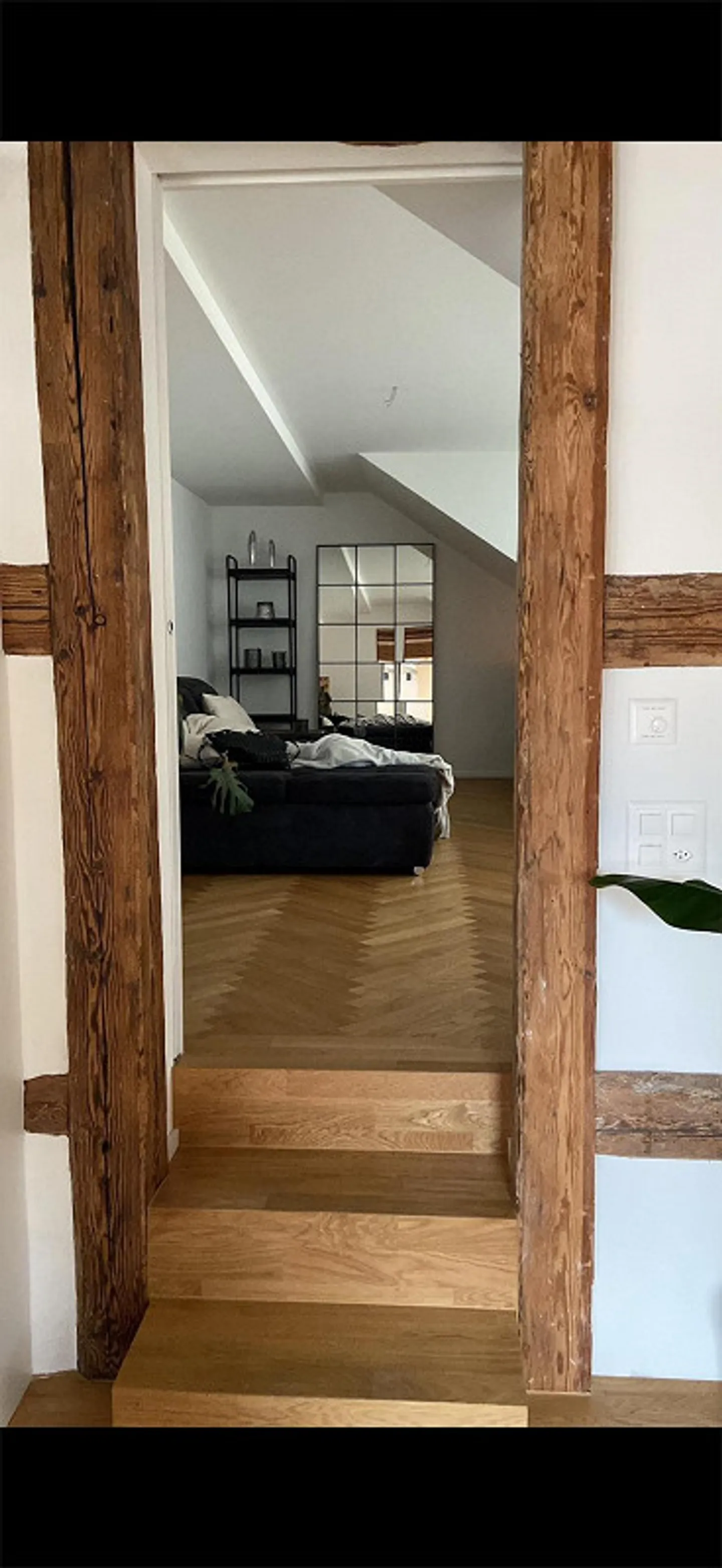 Appartement ancien exceptionnel de 4,5 pièces - Photo 3 sur 7