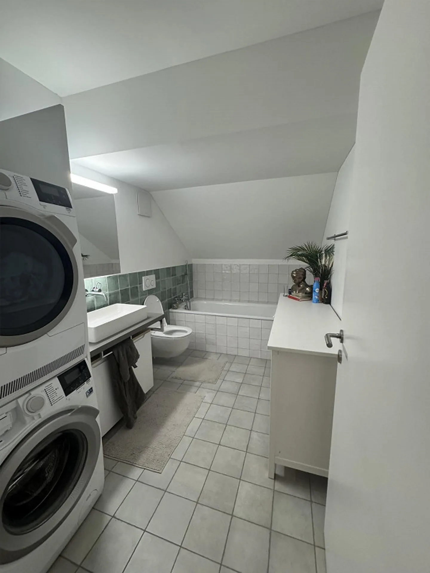 Appartement ancien exceptionnel de 4,5 pièces - Photo 4 sur 7