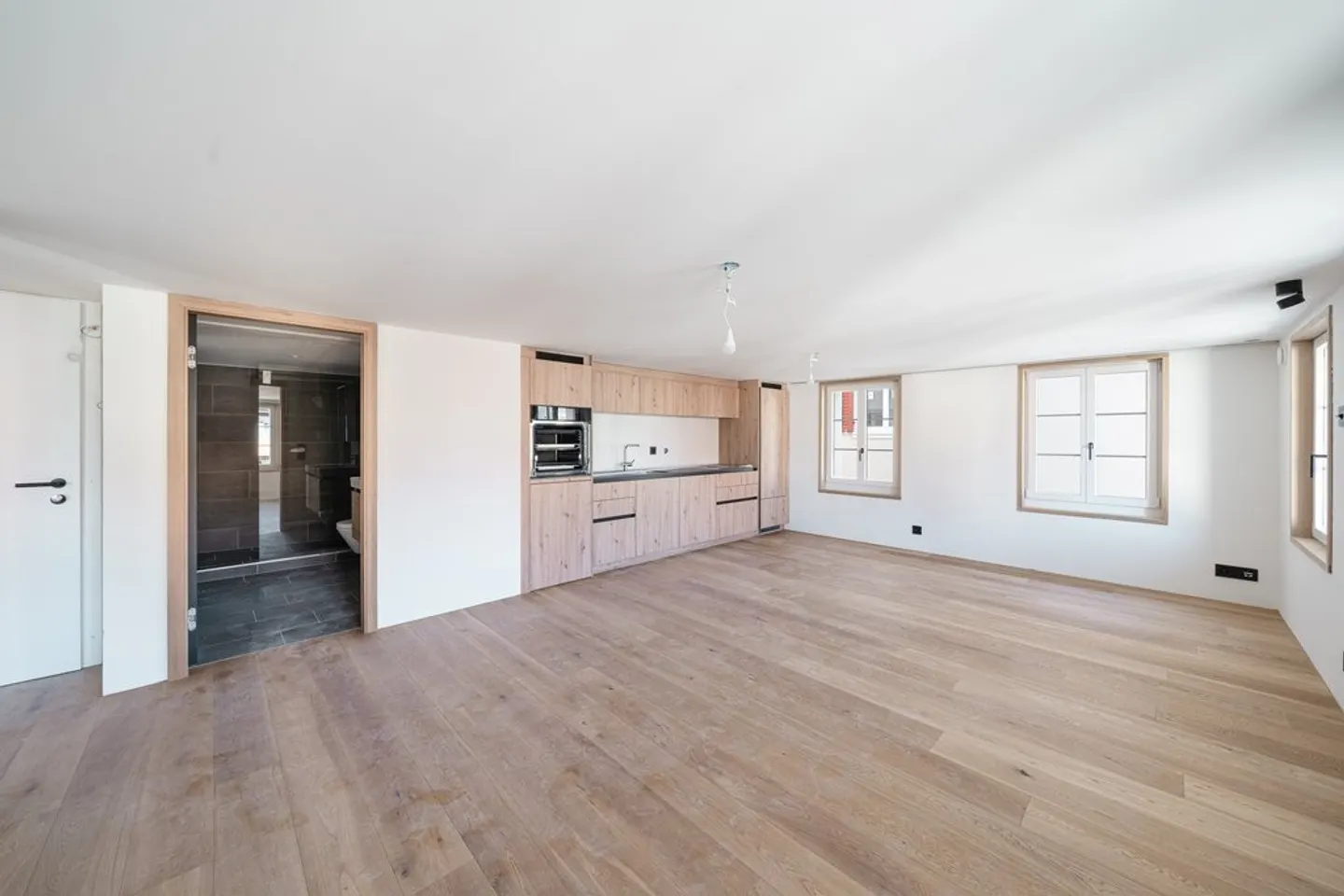MODERN STUDIO IN A CENTRAL LOCATION IN MENZINGEN - Photo 2 of 3