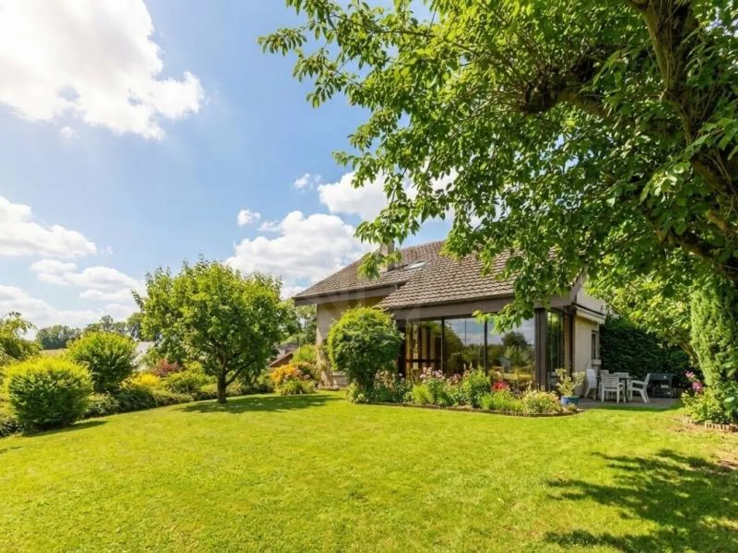 Villa Charmante à Cheseaux-Noréaz - Photo 1 sur 12