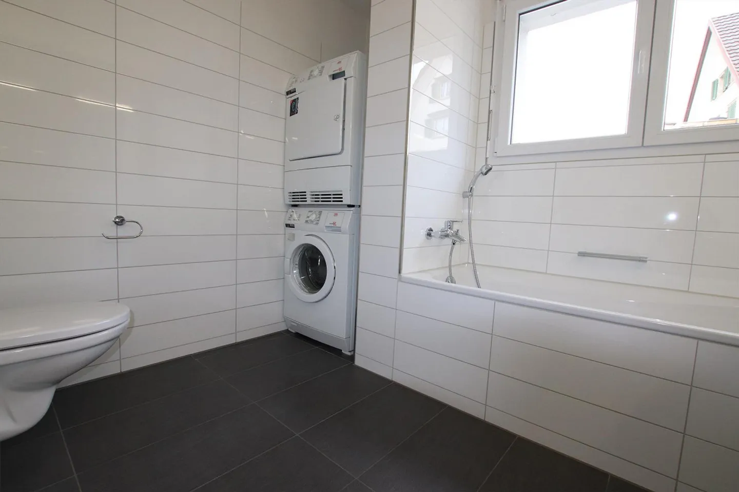 Stilvolle Wohnung in Oberuzwil - Foto 8 von 13