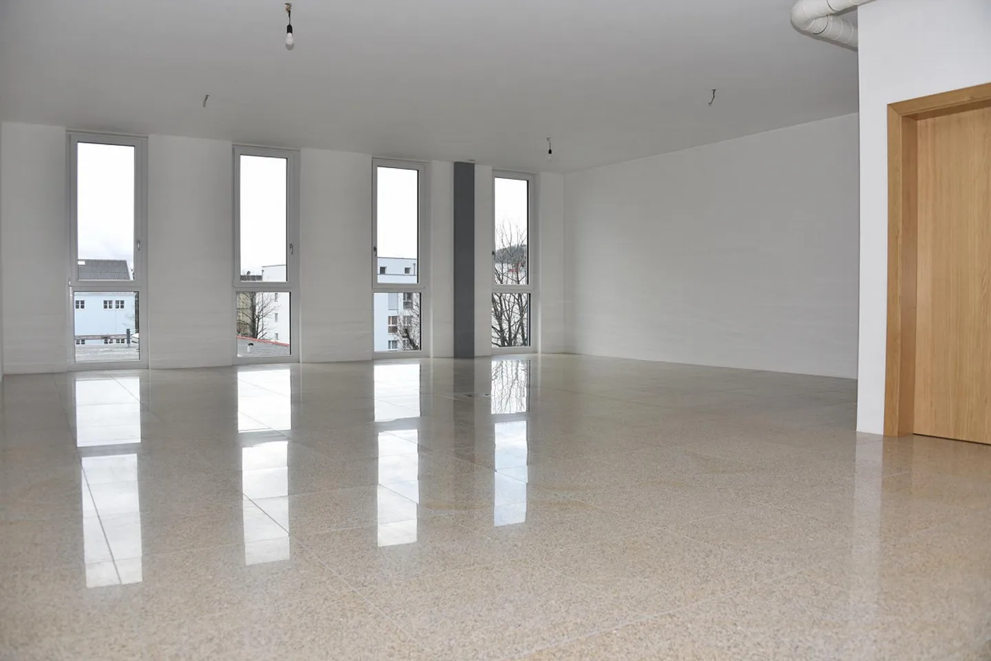 Gut gelegenes Büro - Foto 5 von 12