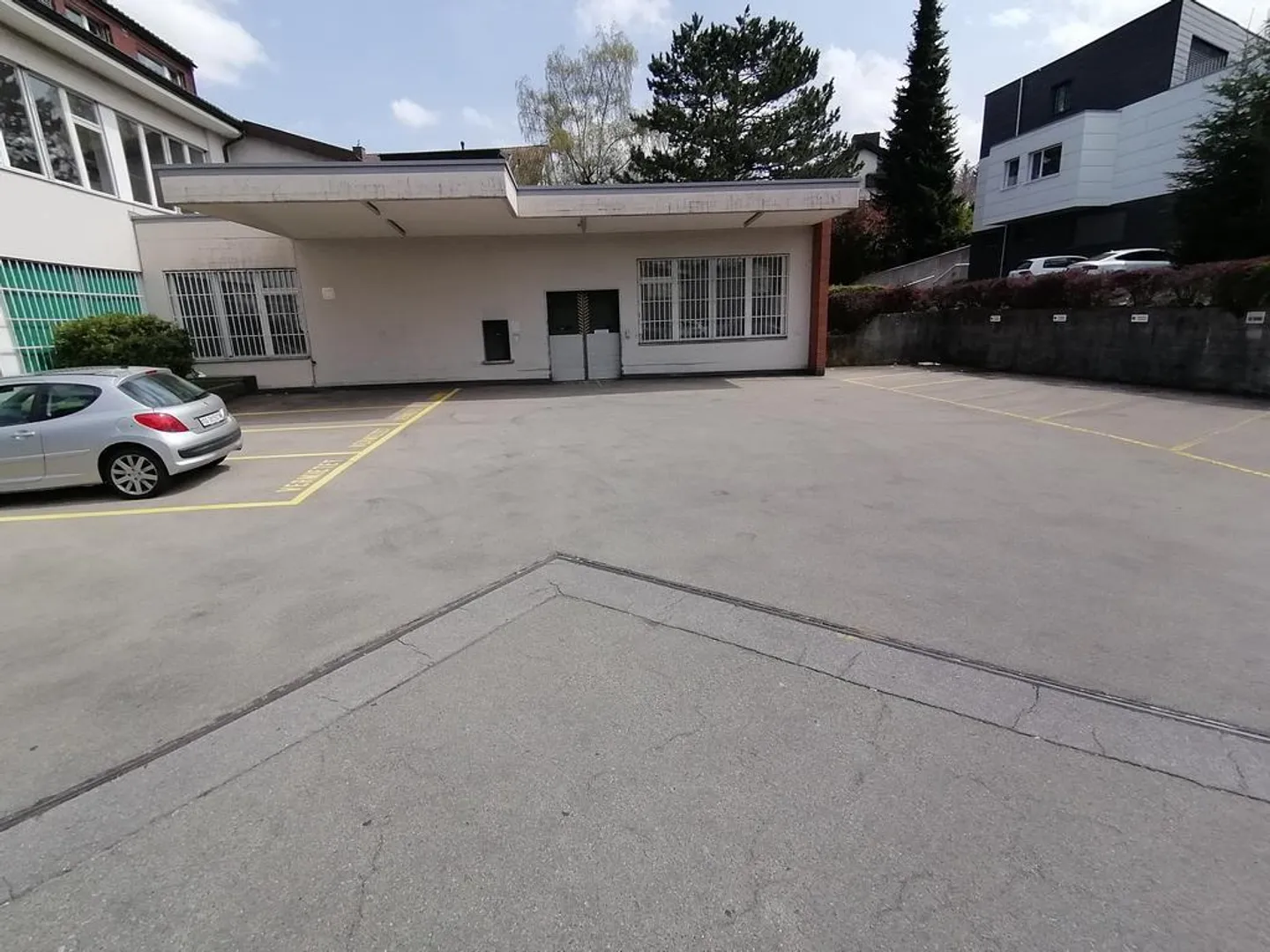 Aussenparkplatz nähe Bahnhof Gossau zu vermieten - Foto 3 von 4
