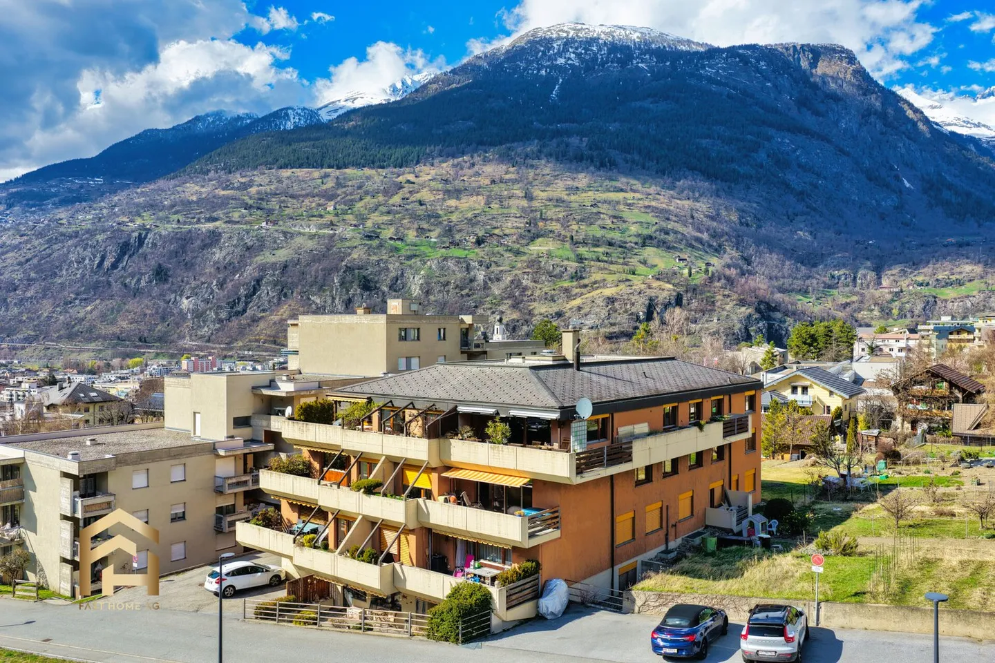 Exclusive 4.5-room penthouse apartment with unobstructed panoramic view in - Photo 13 of 13