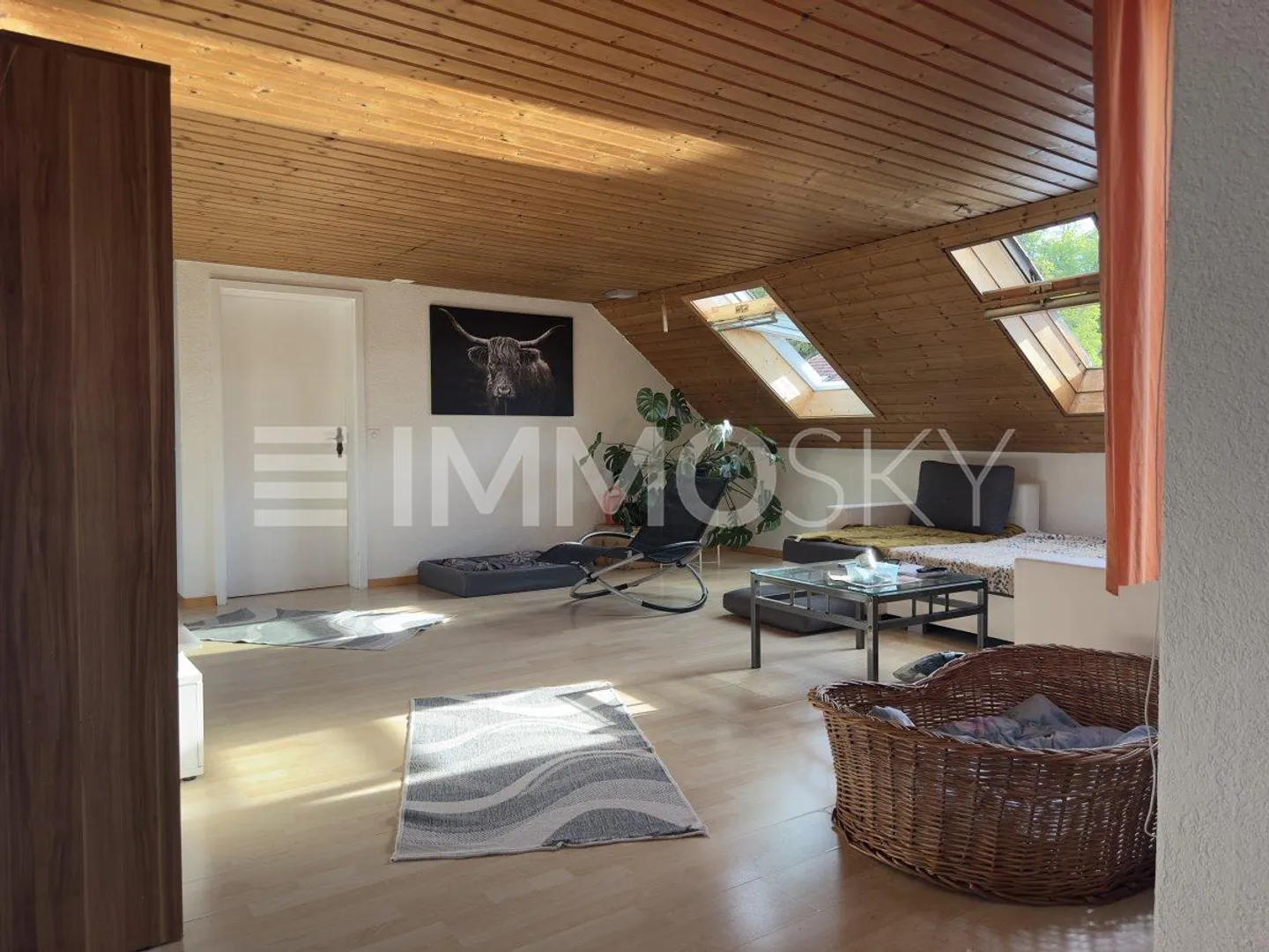 Property with three fully rented units - 4.6% net yield - Photo 3 of 5