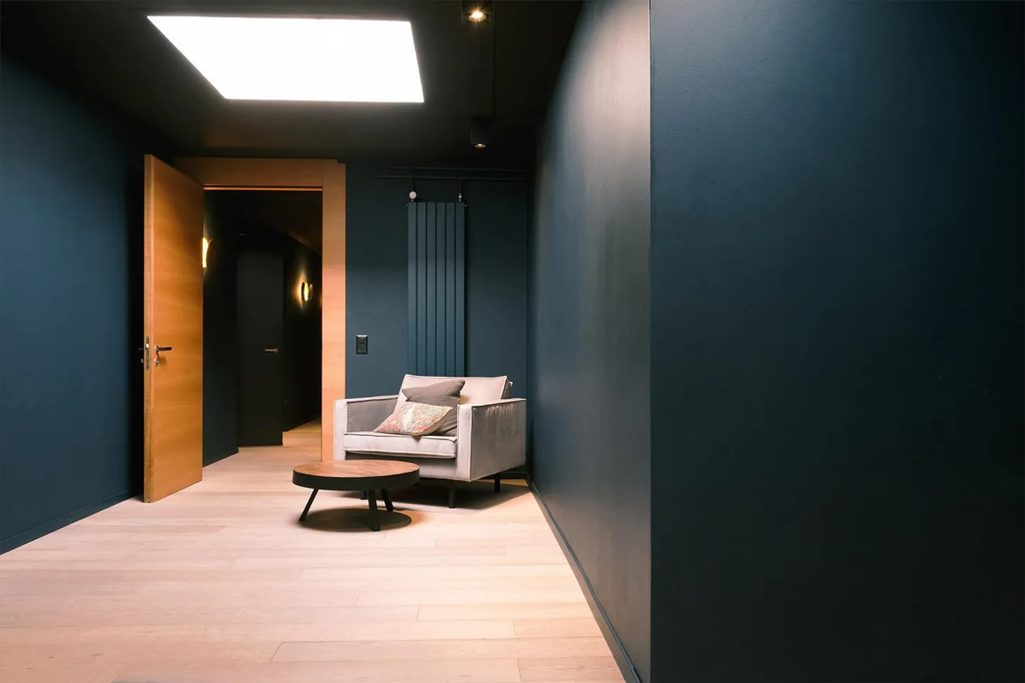 Commercial premises in the West - Photo 5 of 14