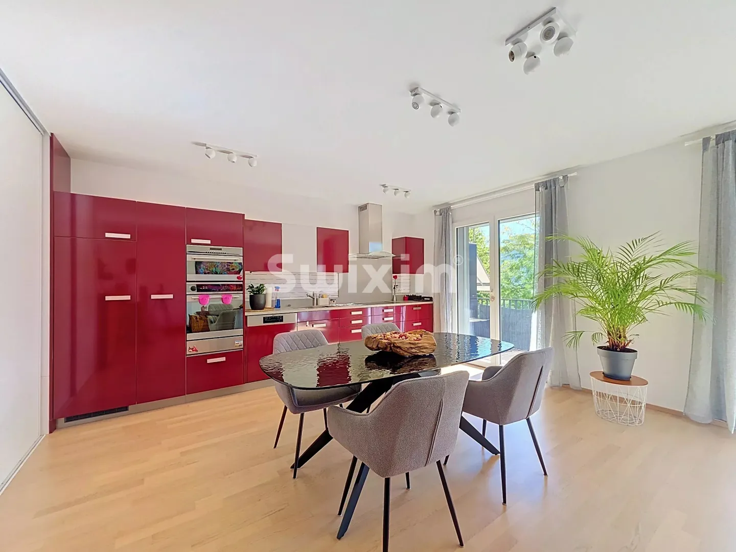 Spacious Family Apartment in Onex - Photo 2 of 7