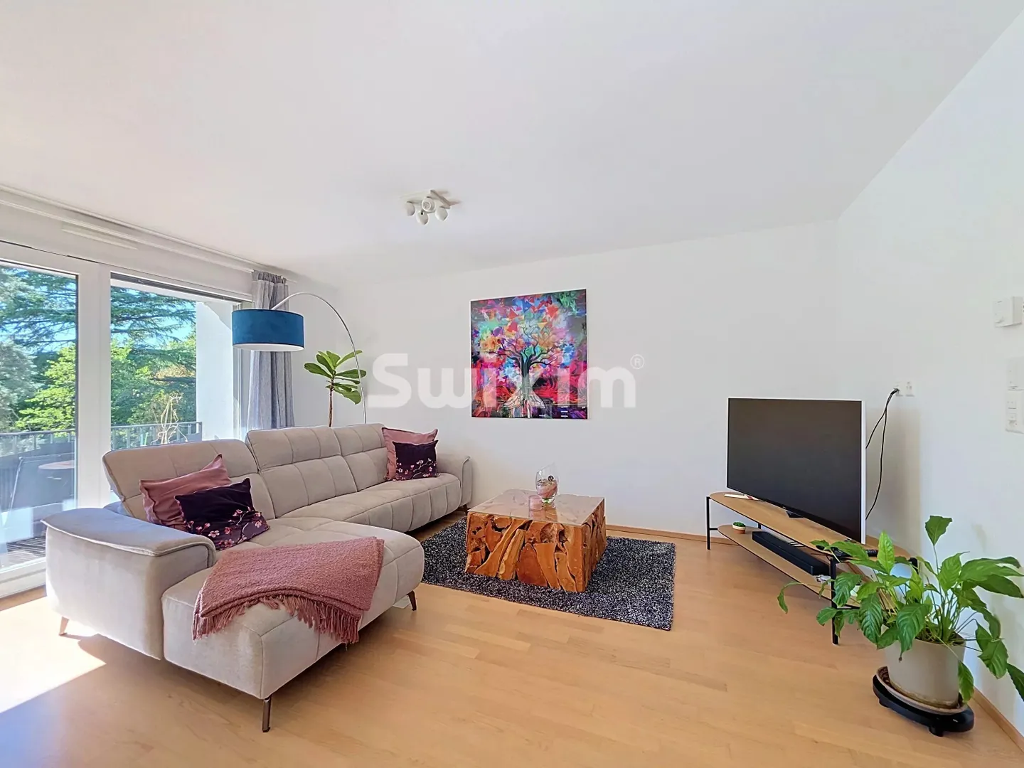 Spacious Family Apartment in Onex - Photo 3 of 7