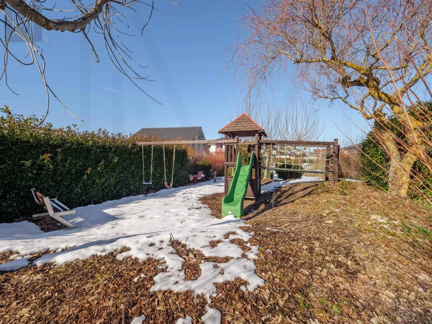 Splendide appartement de 5.5 pièces avec terrasse spacieux jardin et vue imprenable sur le Moléson  - Photo 13 of 20