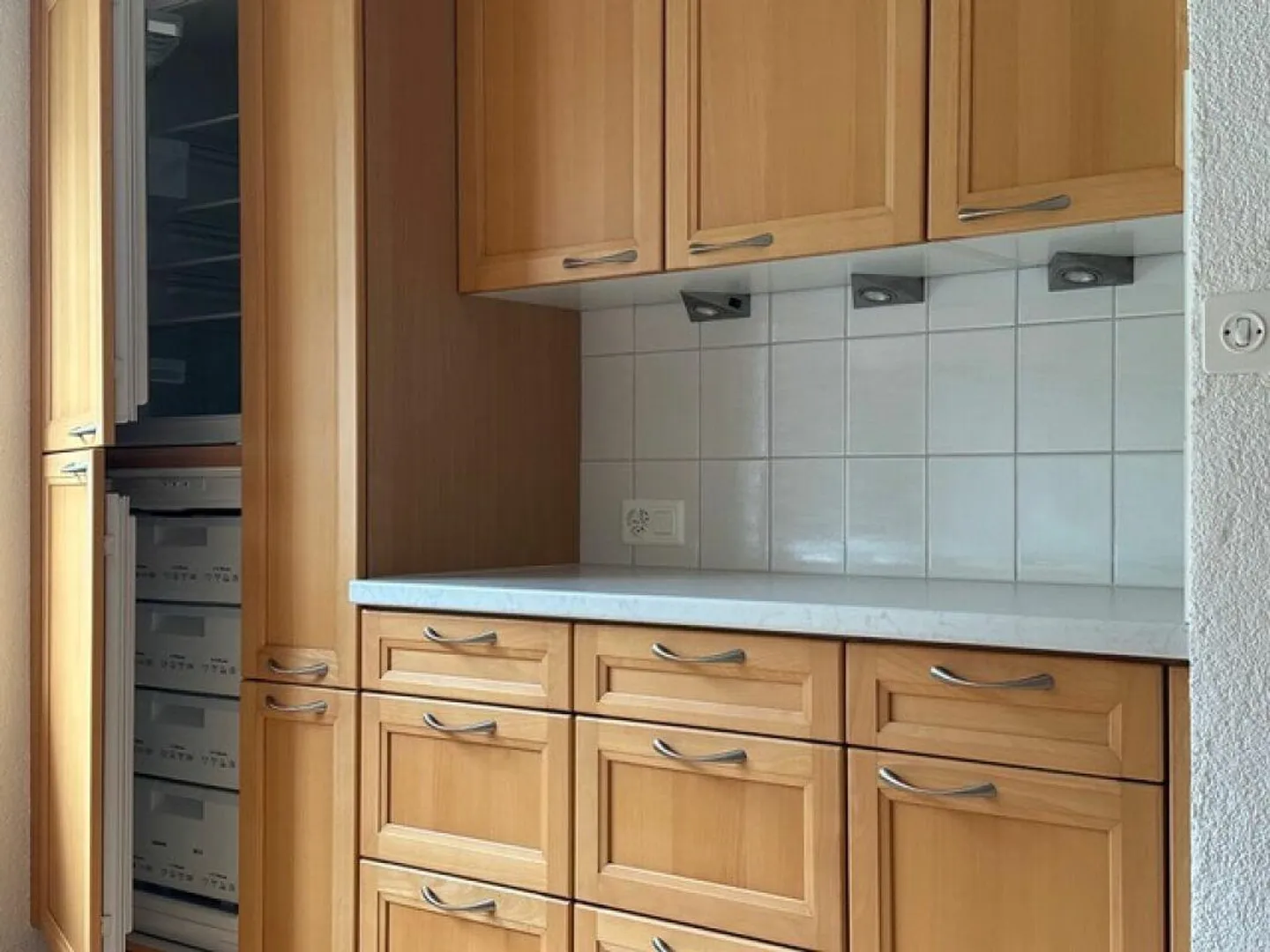 Helle und grosse 3.5Zi Wohnung mit Balkon - Foto 3 von 8