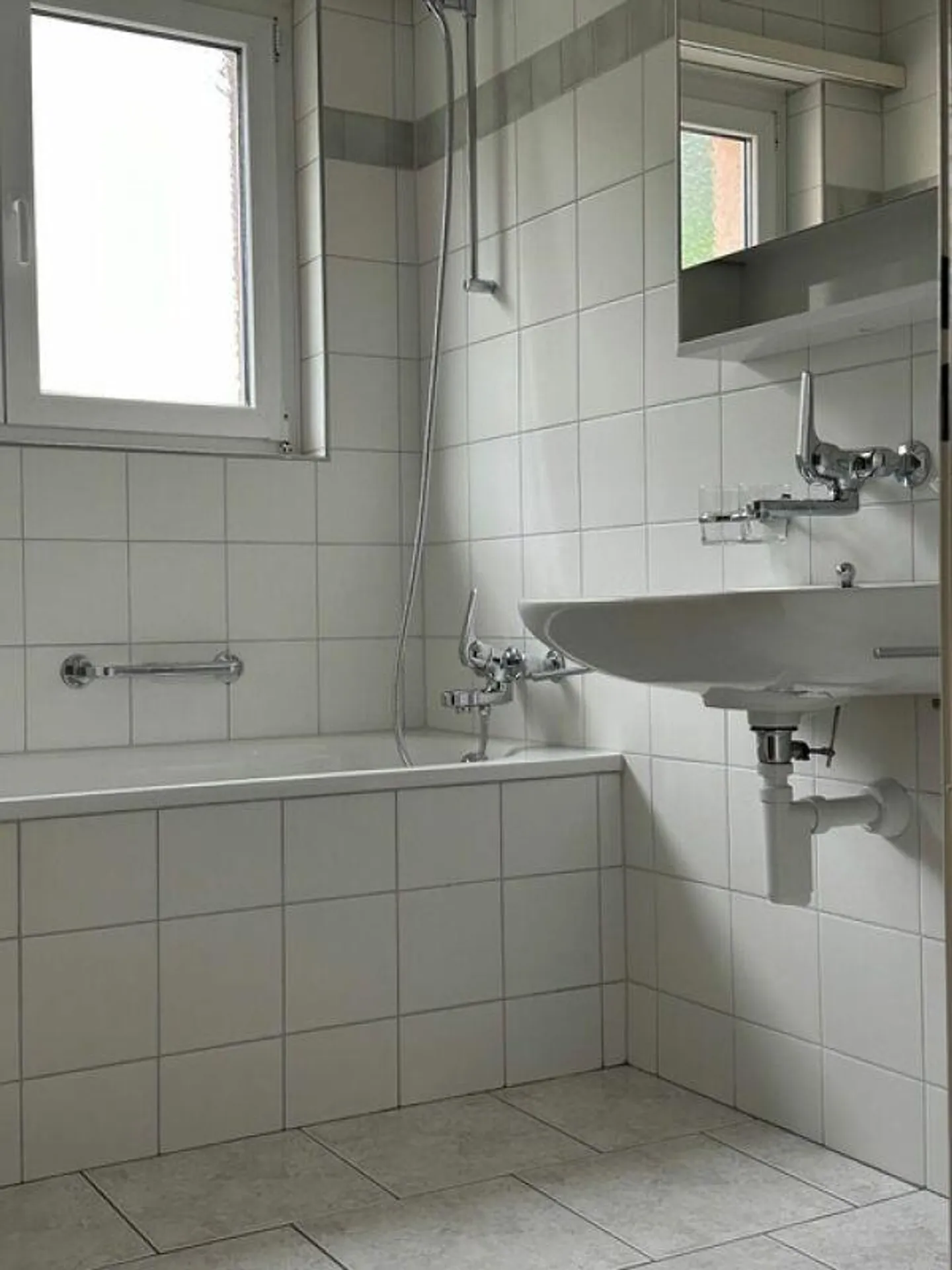 Helle und grosse 3.5Zi Wohnung mit Balkon - Foto 6 von 8