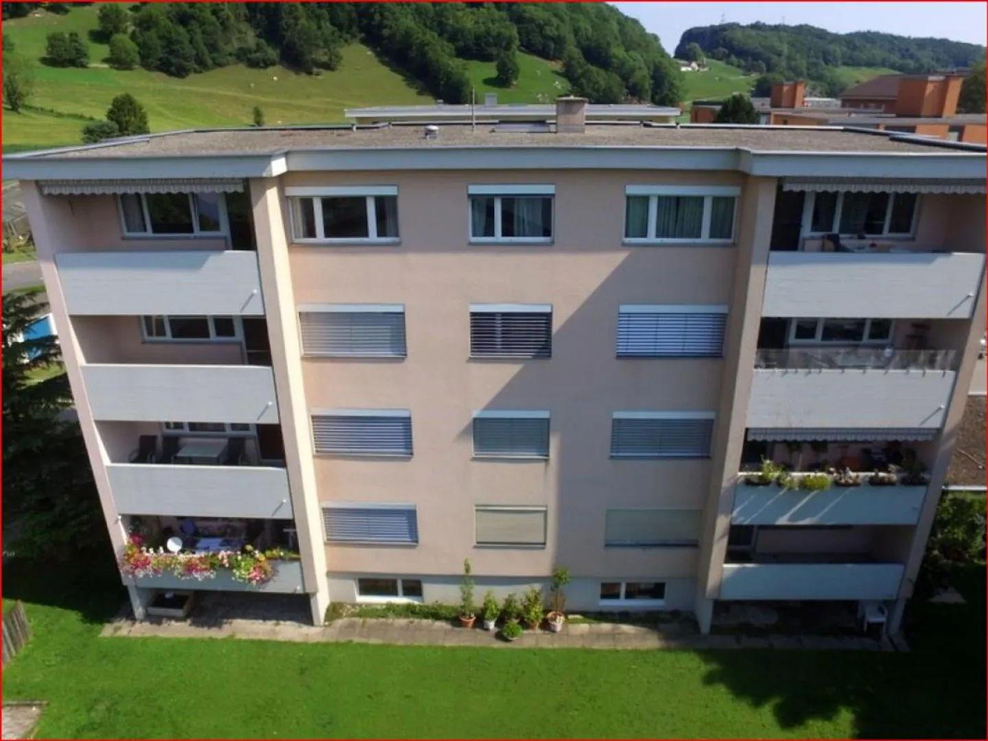 Helle und grosse 3.5Zi Wohnung mit Balkon - Foto 8 von 8