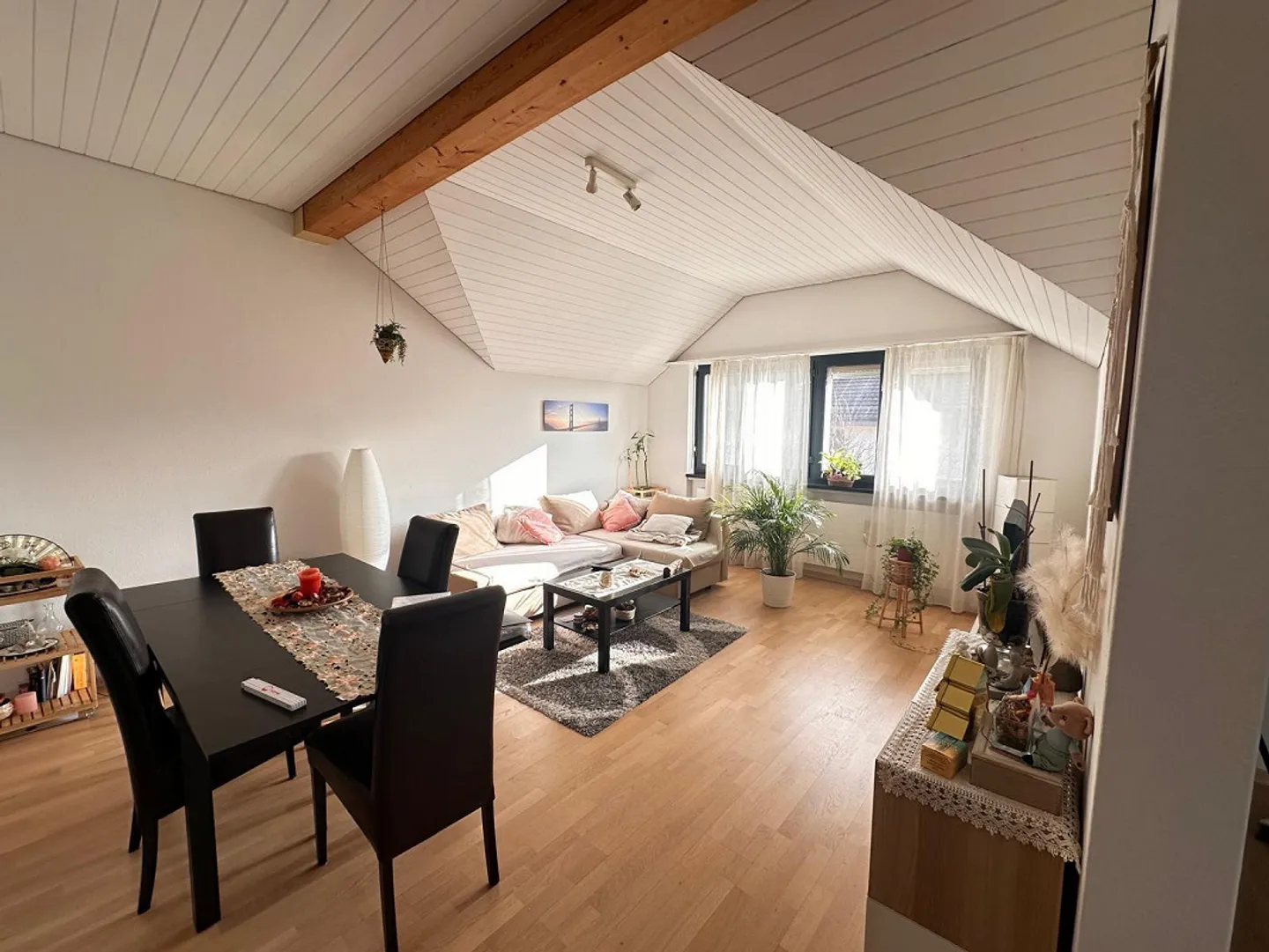 Charming, spacious living under the roof – Prime location - Photo 1 of 10