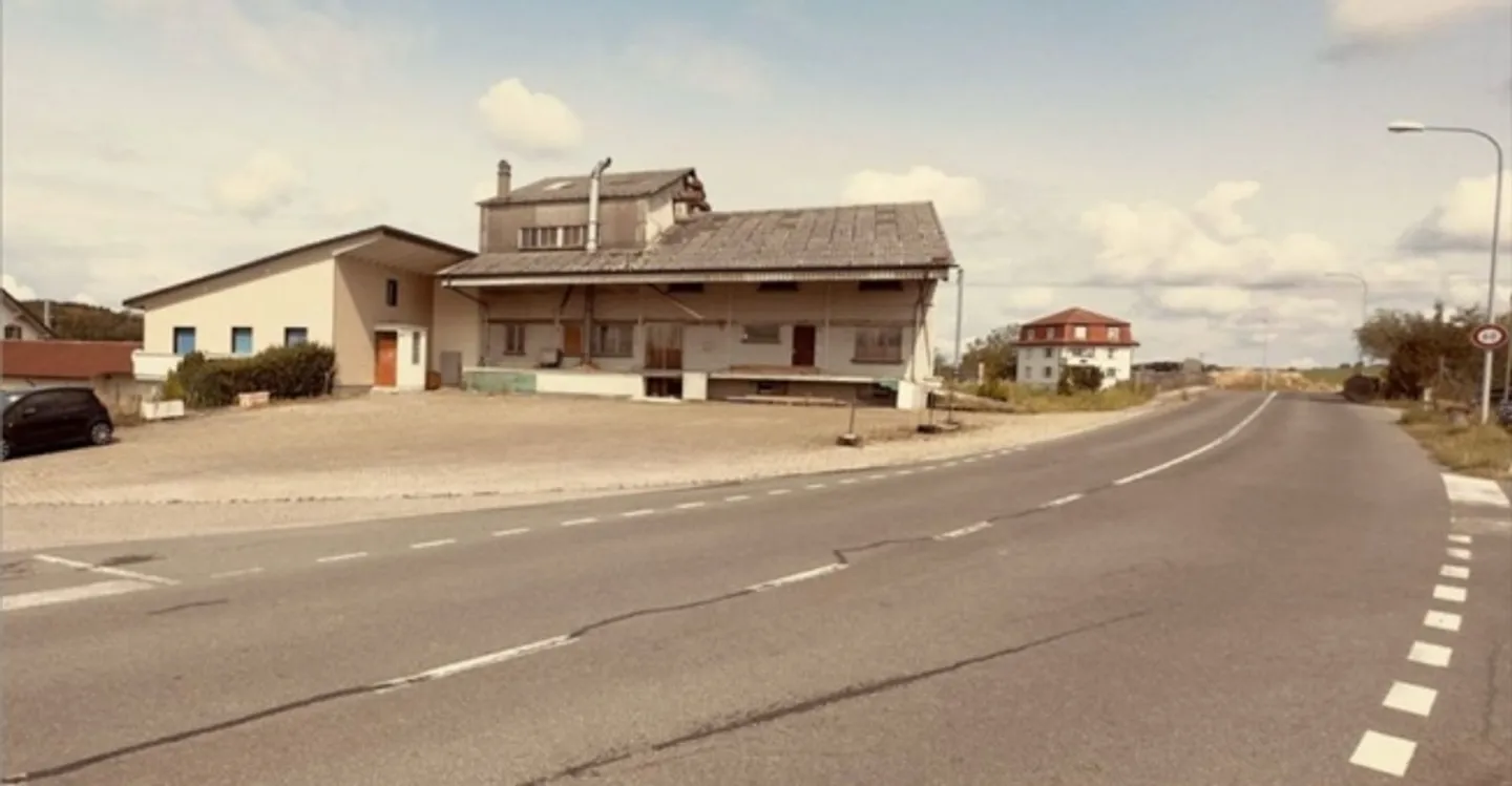 «Dépôt» - Photo 1 sur 4